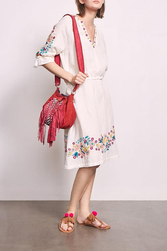 Vestido crema de Alyssa