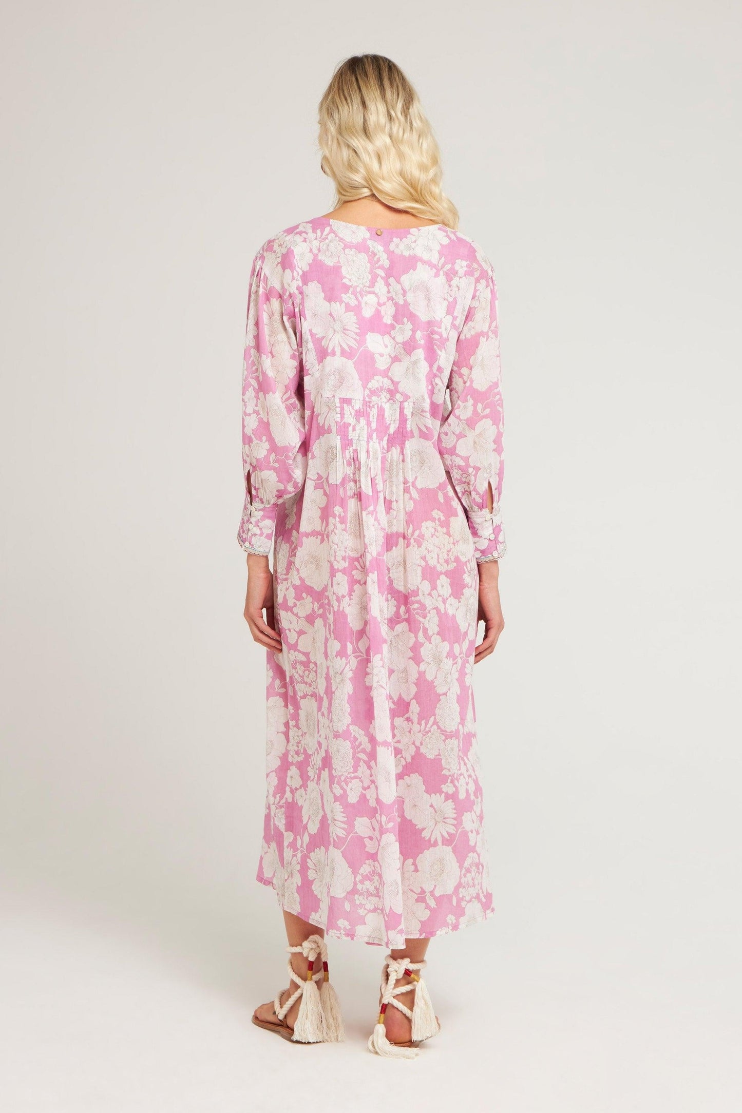 Robe longue brodée Peony