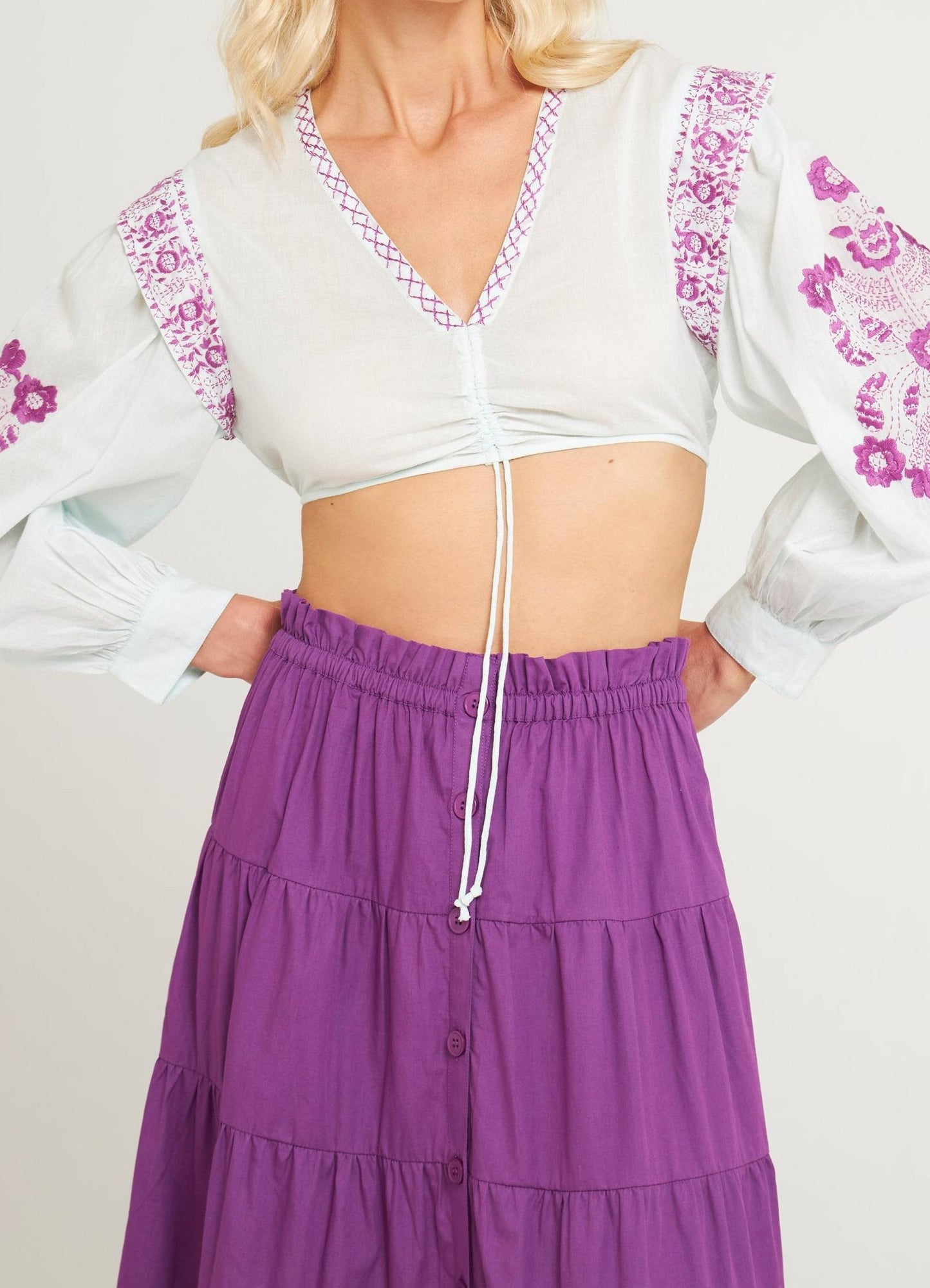Crop top brodé Alani aqua