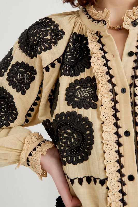 Toggy Embroidered Blouse - Cream