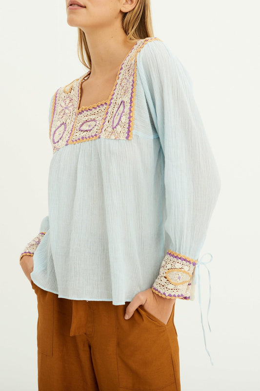 Blusa de crochet Lucia - Azul cielo