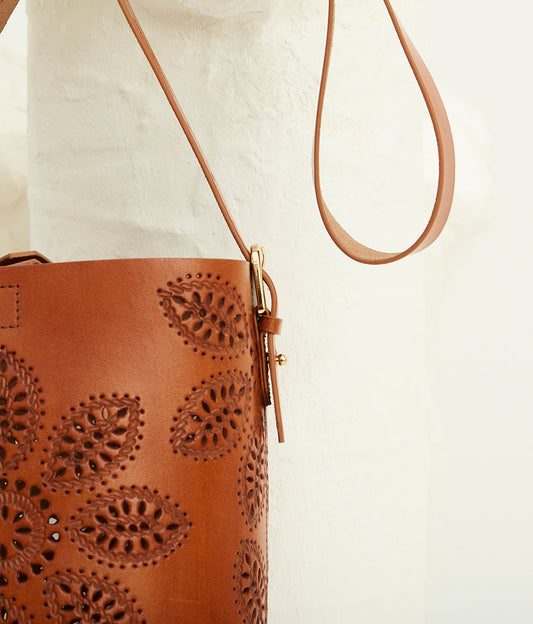 Sac seau en cuir embossé Janis