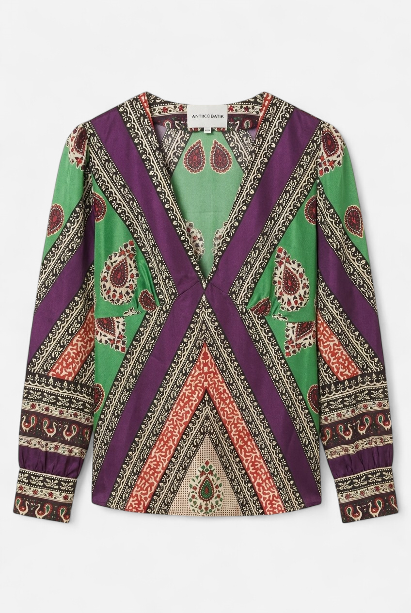 Blusa de seda muy bonita