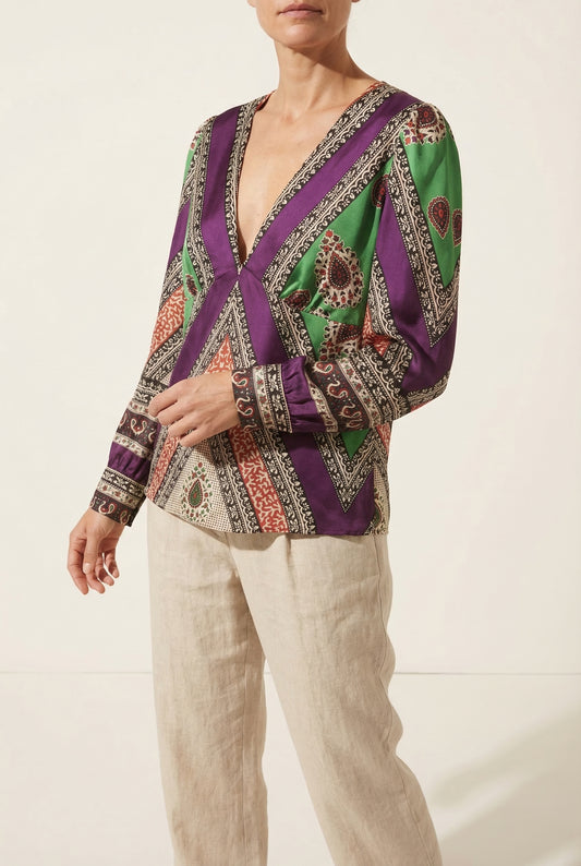 Blusa de seda muy bonita