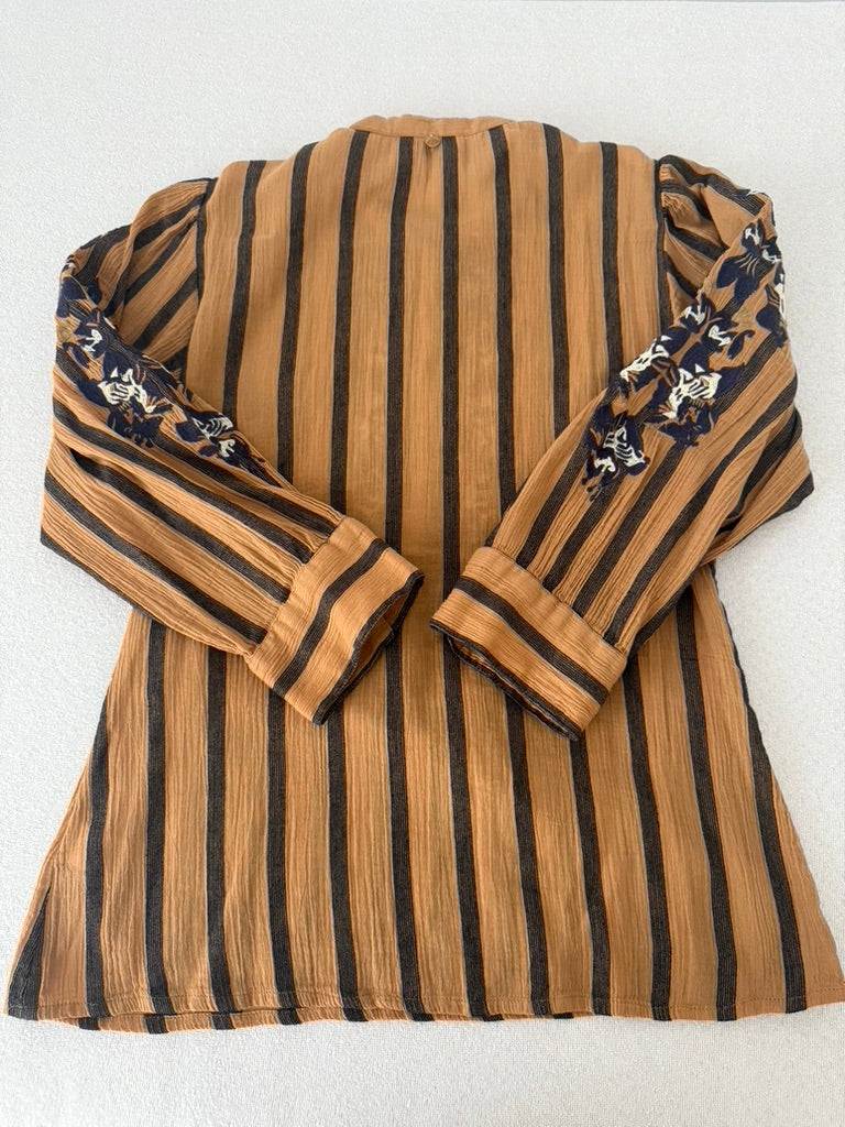 Embroidered blouse Rosita