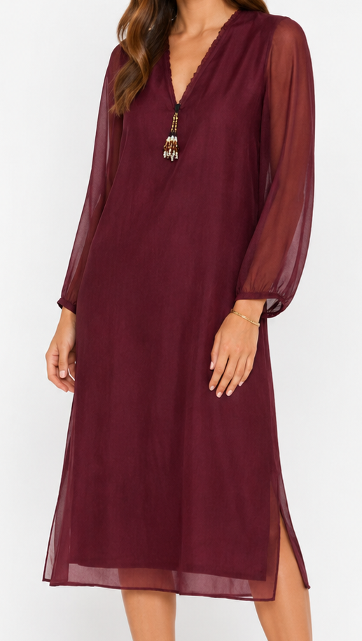 Mid-length 100% silk plum dress with jewel on neckline