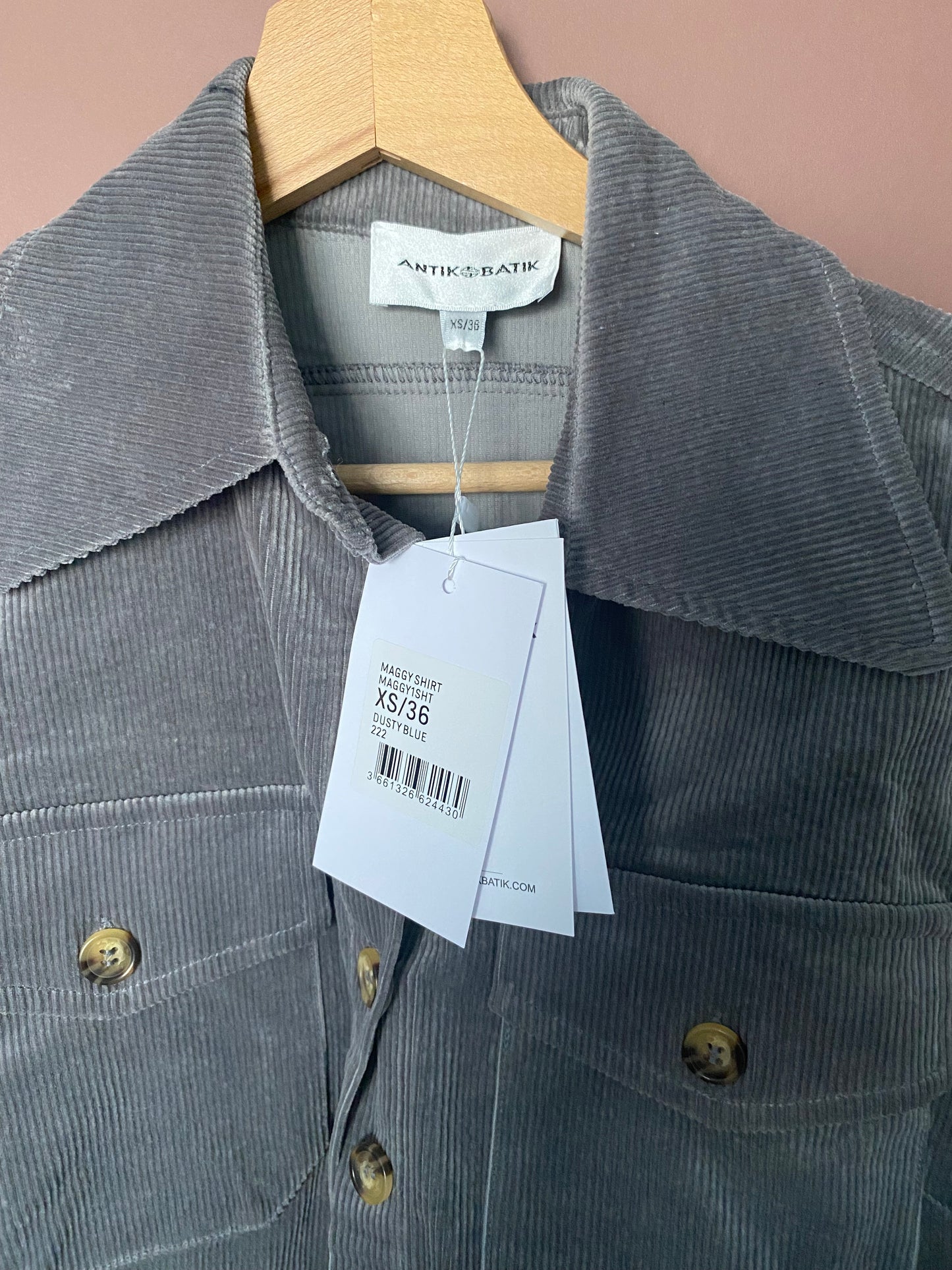 Camisa Maggy nueva con etiqueta