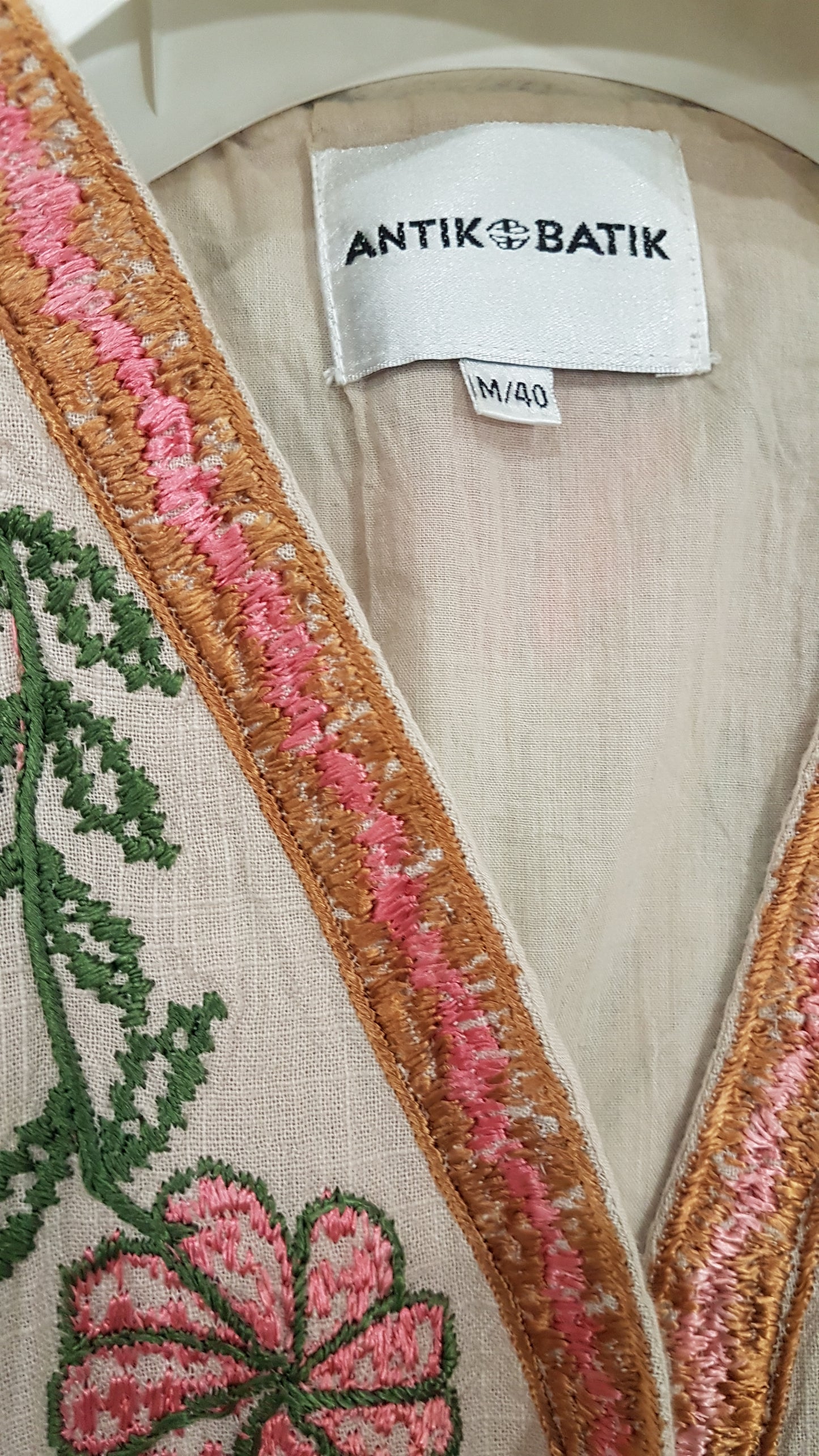 Caftán estampado floral sin mangas