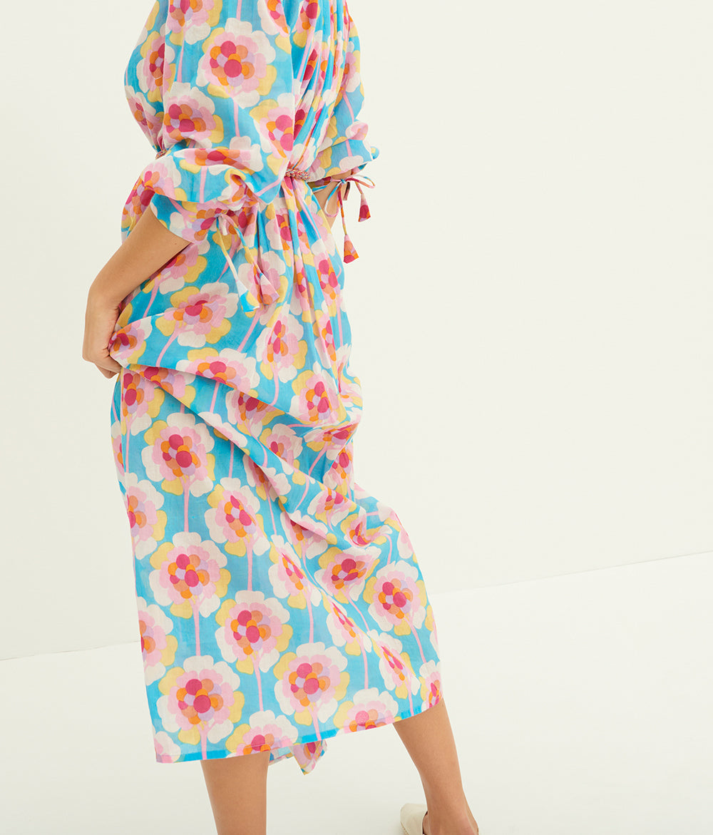 Flowy printed maxi dress