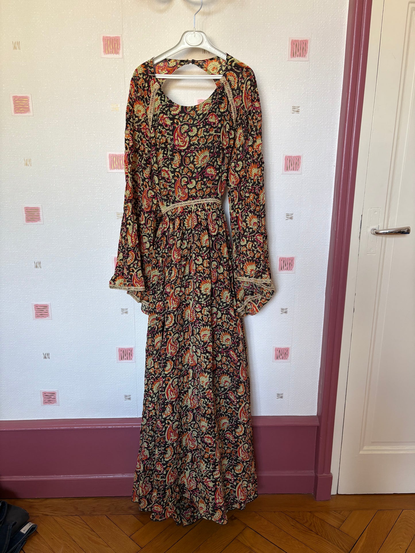 vestido largo estampado Cherie con espalda abierta