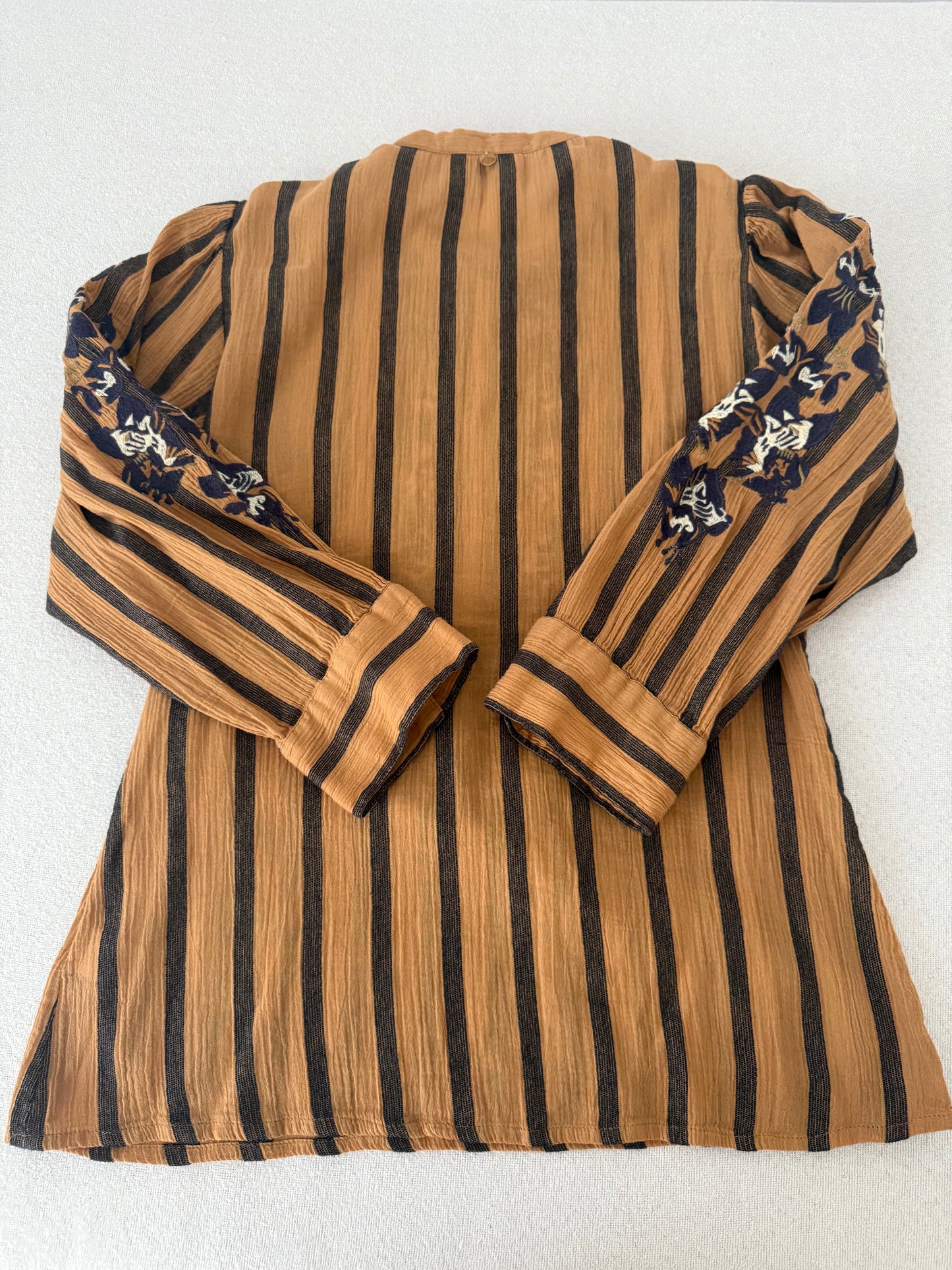 Blouse brodée Rosita