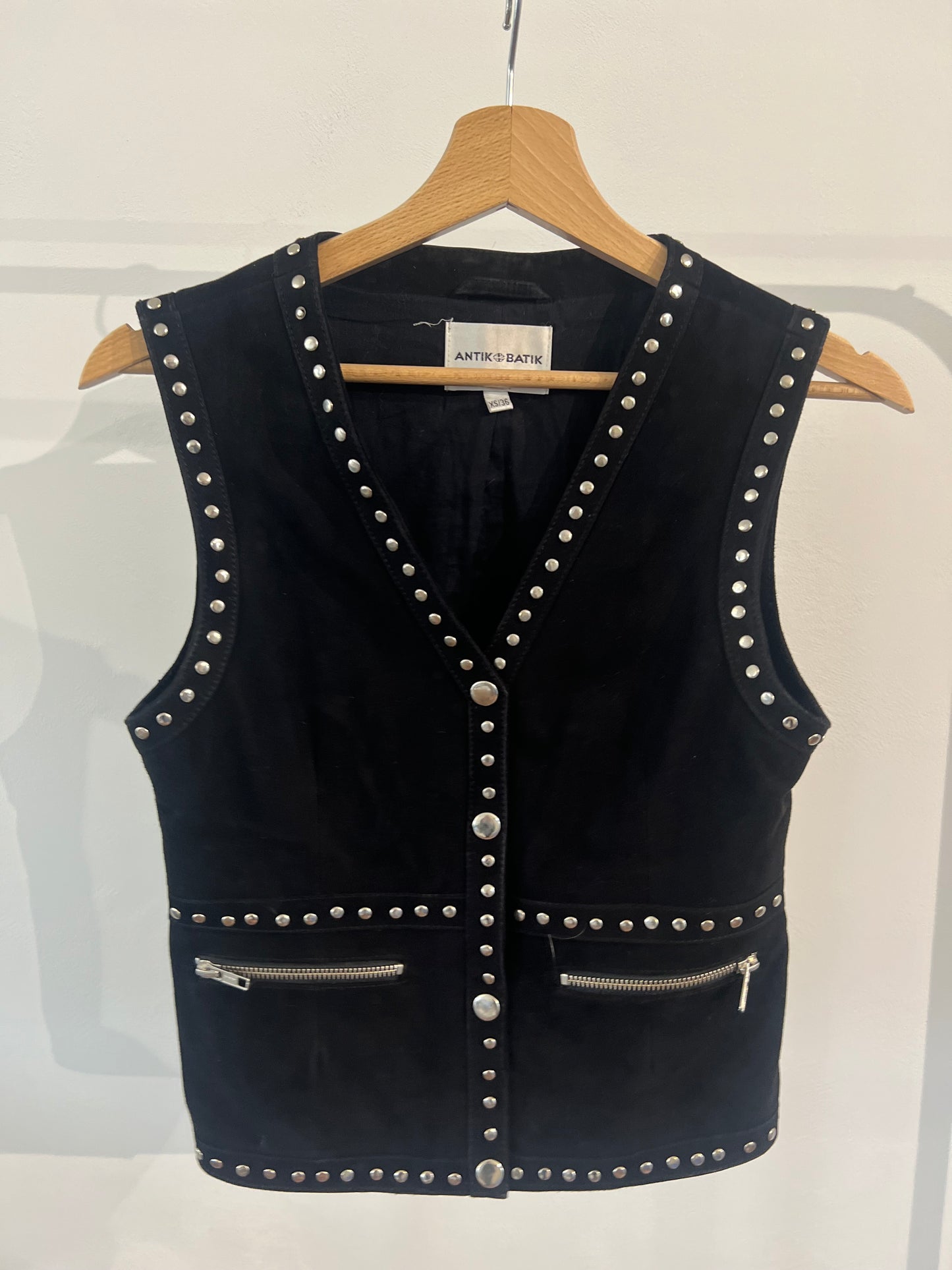 Gilet sans manches clouté Study