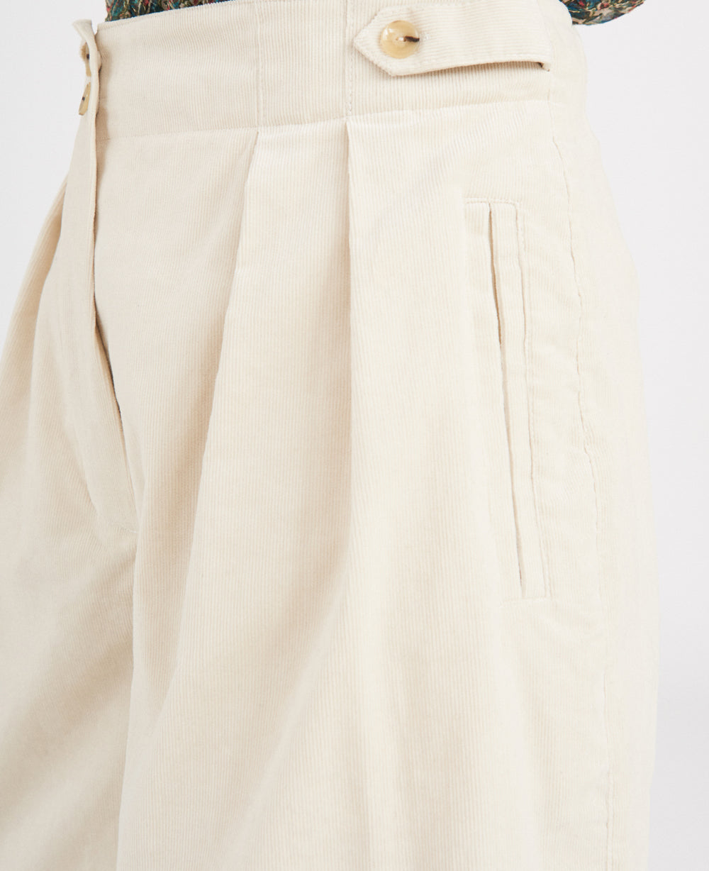 Mona velvet Bermuda shorts