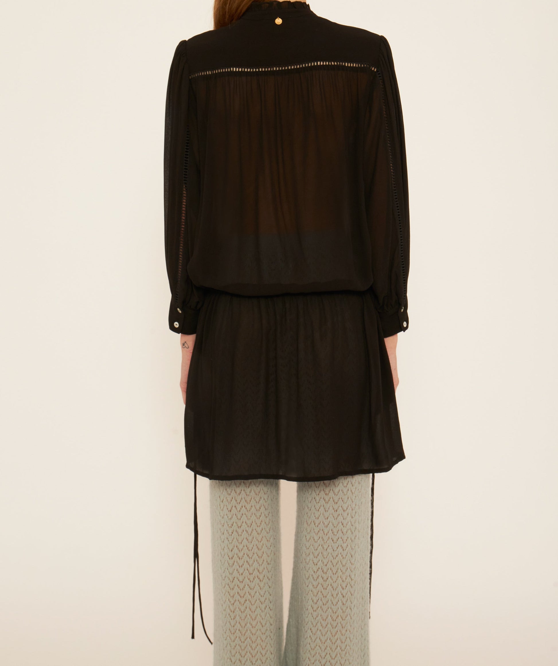 Robe courte brodée Igor