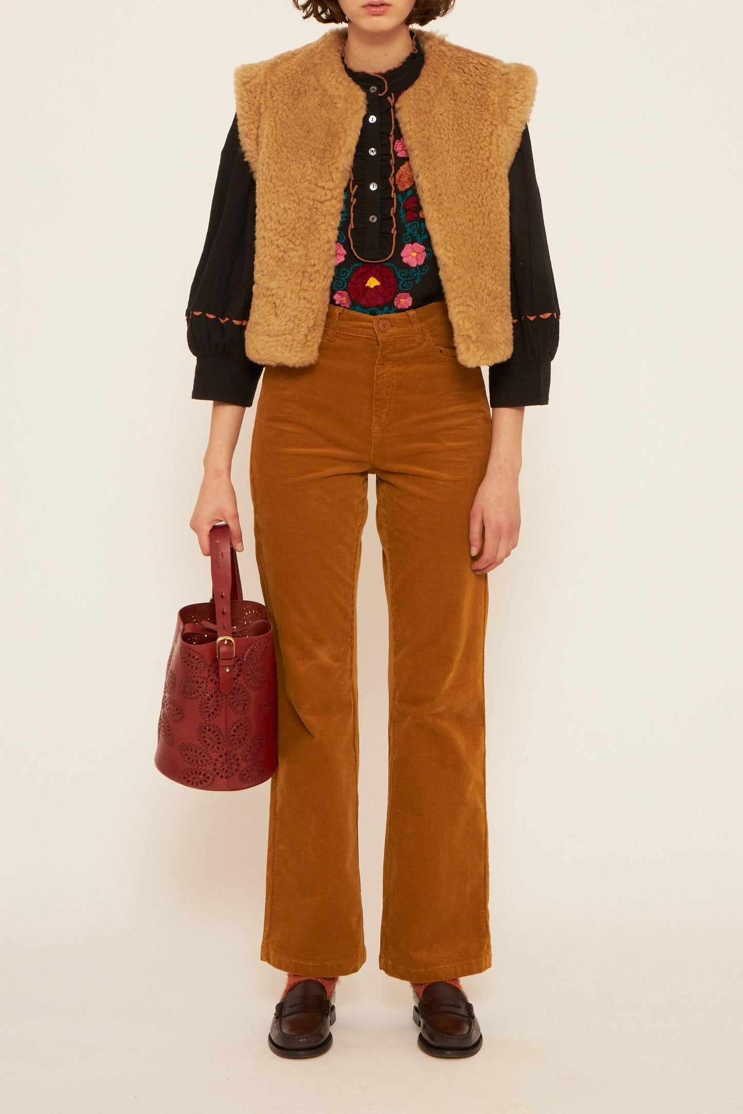 Dimera suede gilet