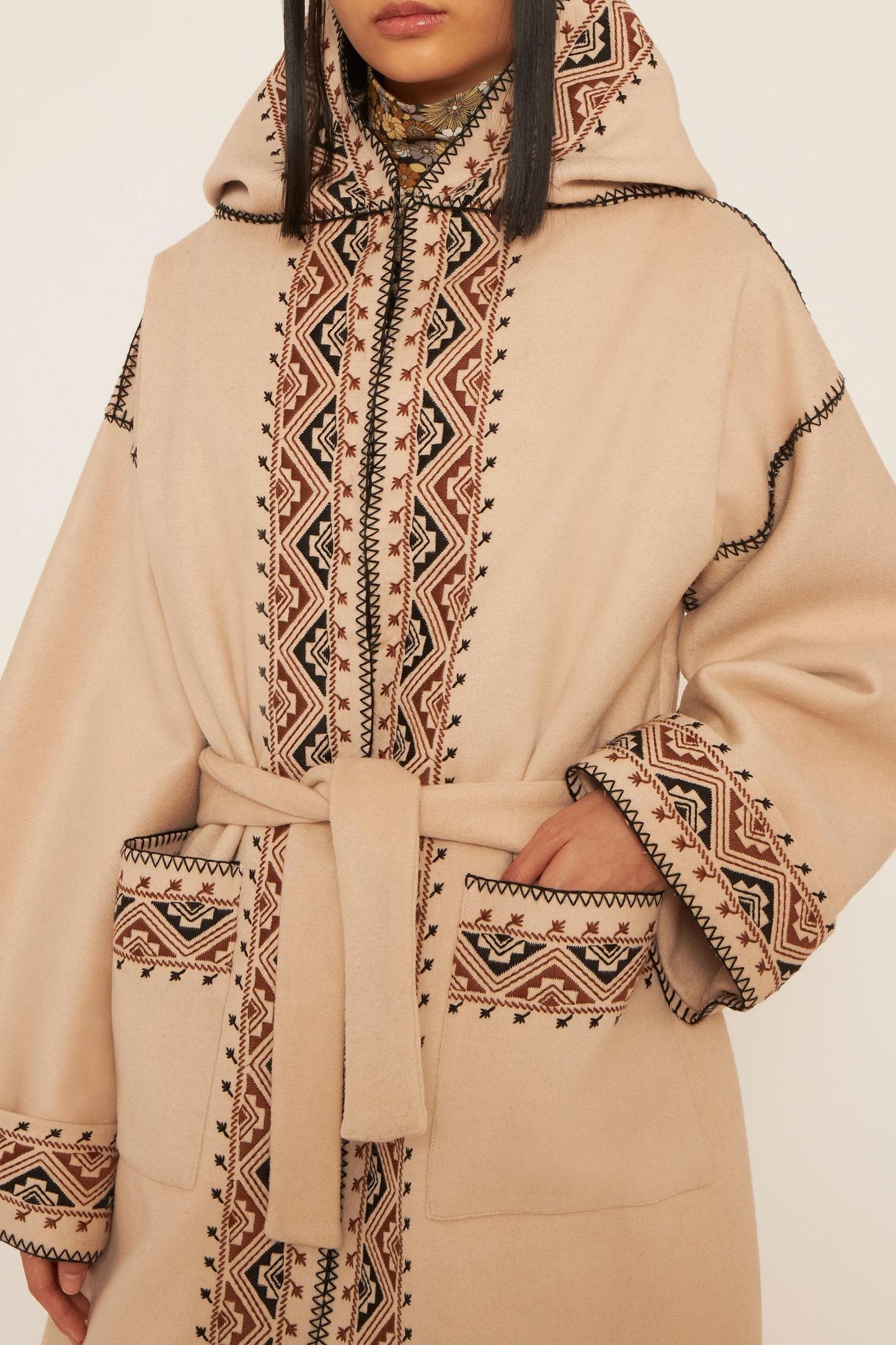 Condor long embroidered coat