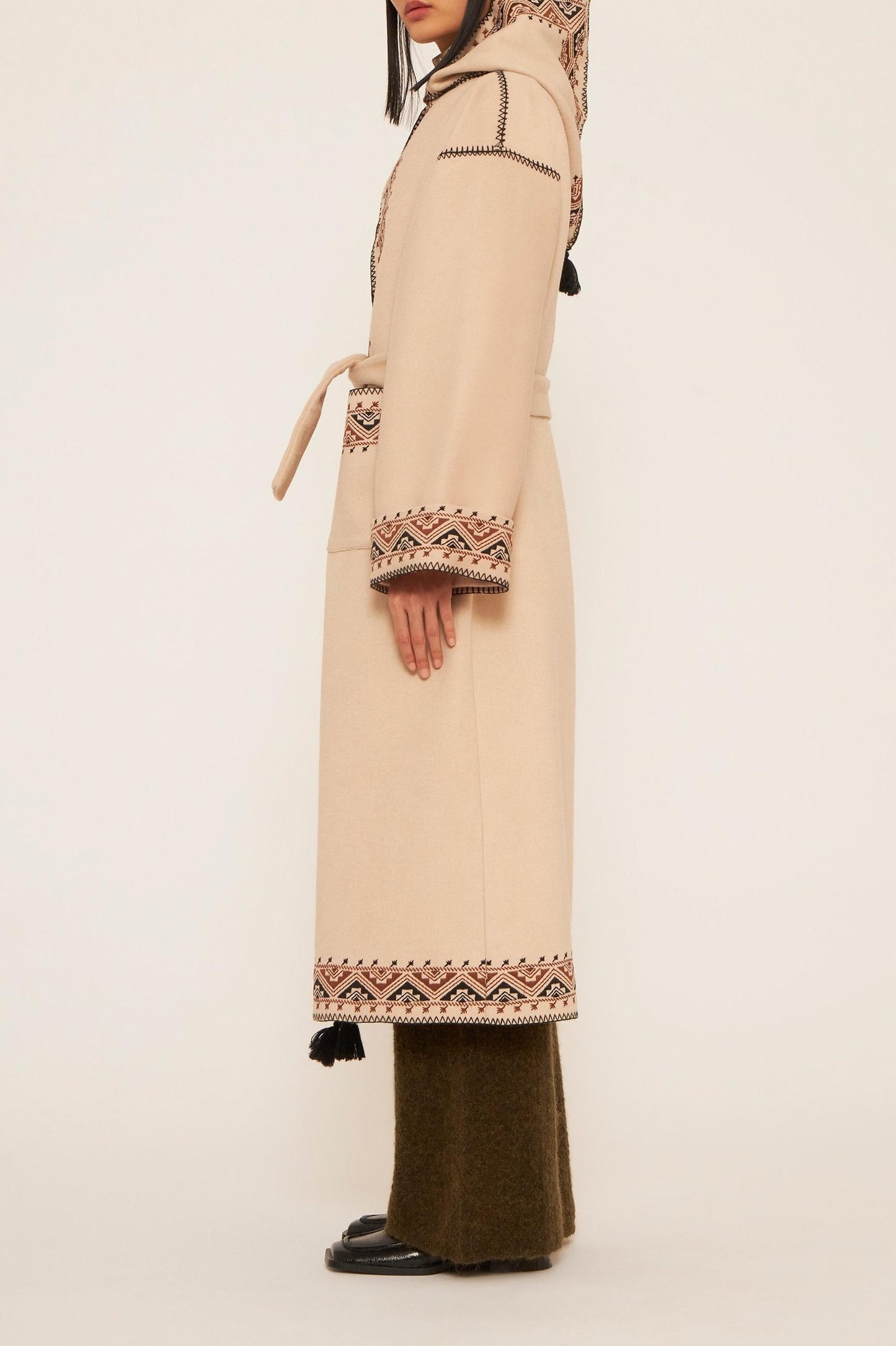 Condor long embroidered coat