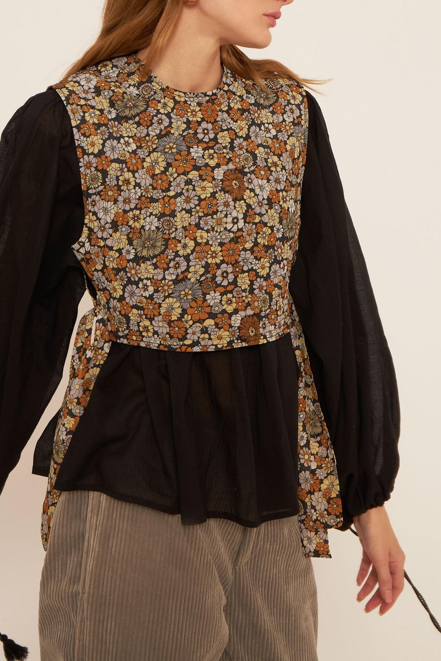 Colline bib front top