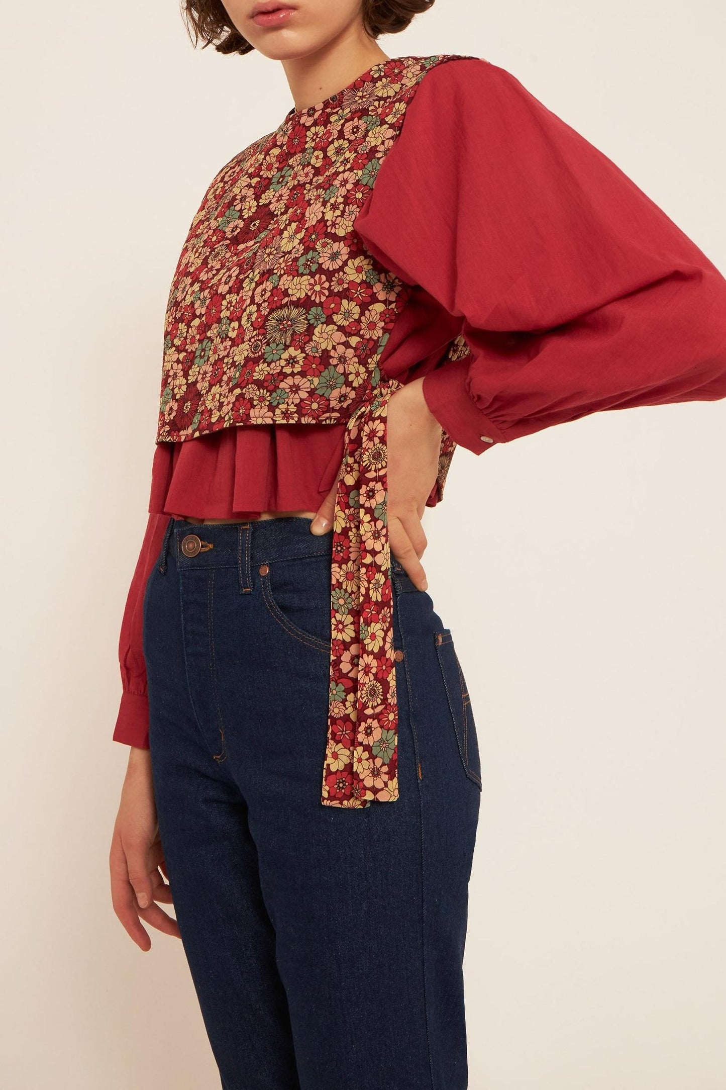 Colline bib front top