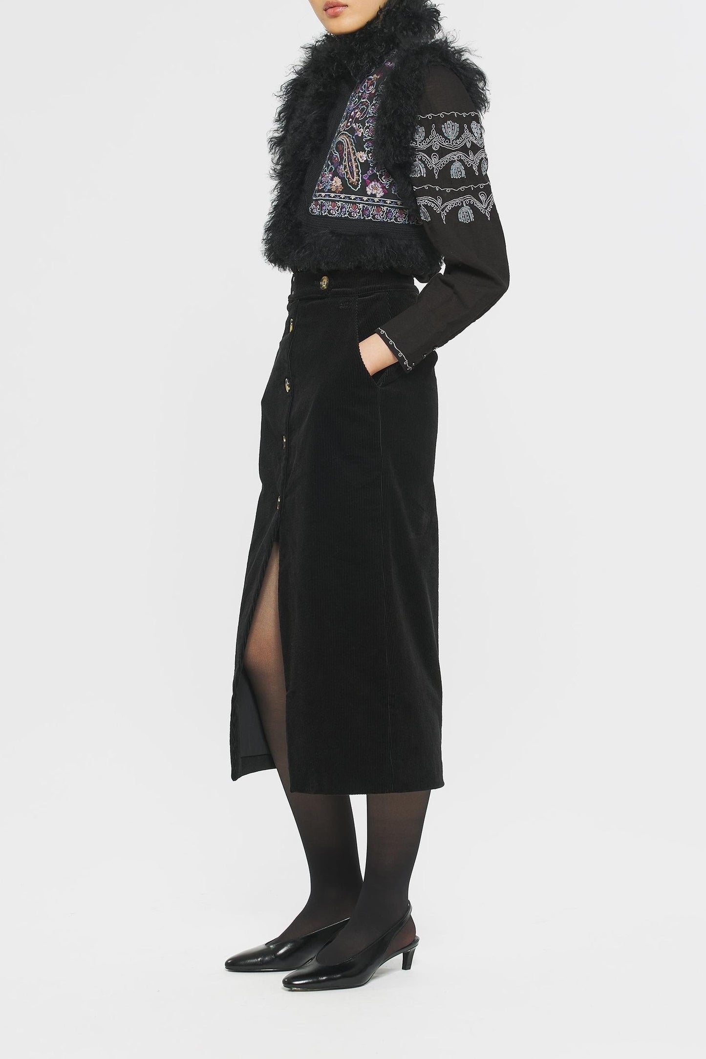Roza Embroidered bolero