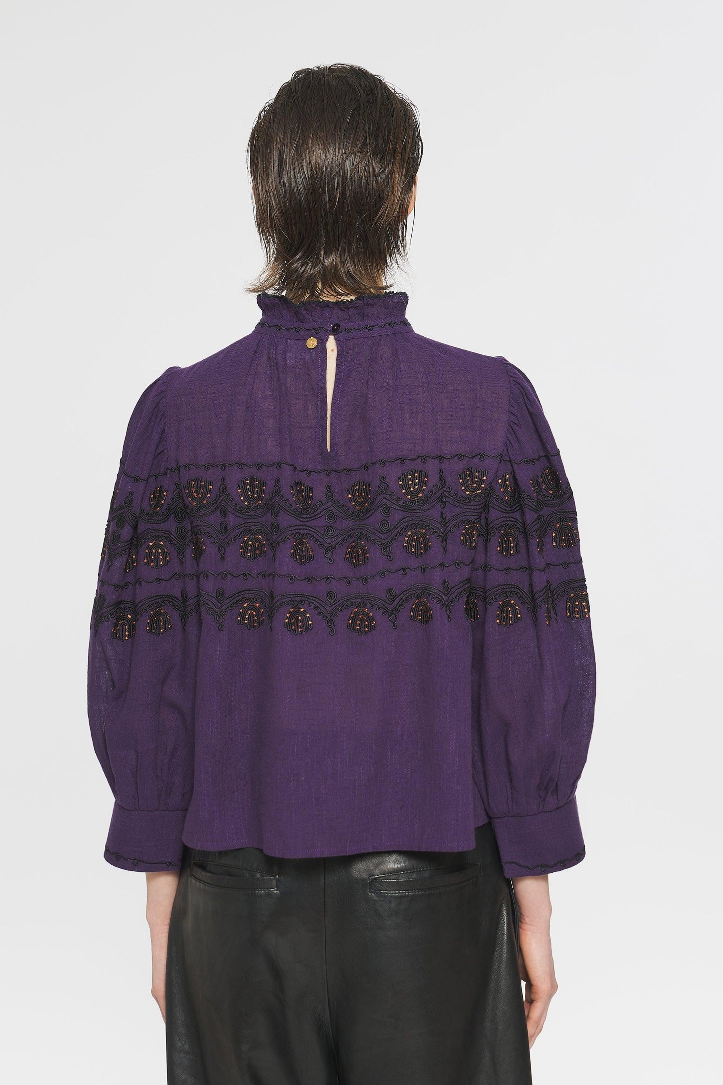 Nelly Embroidered blouse