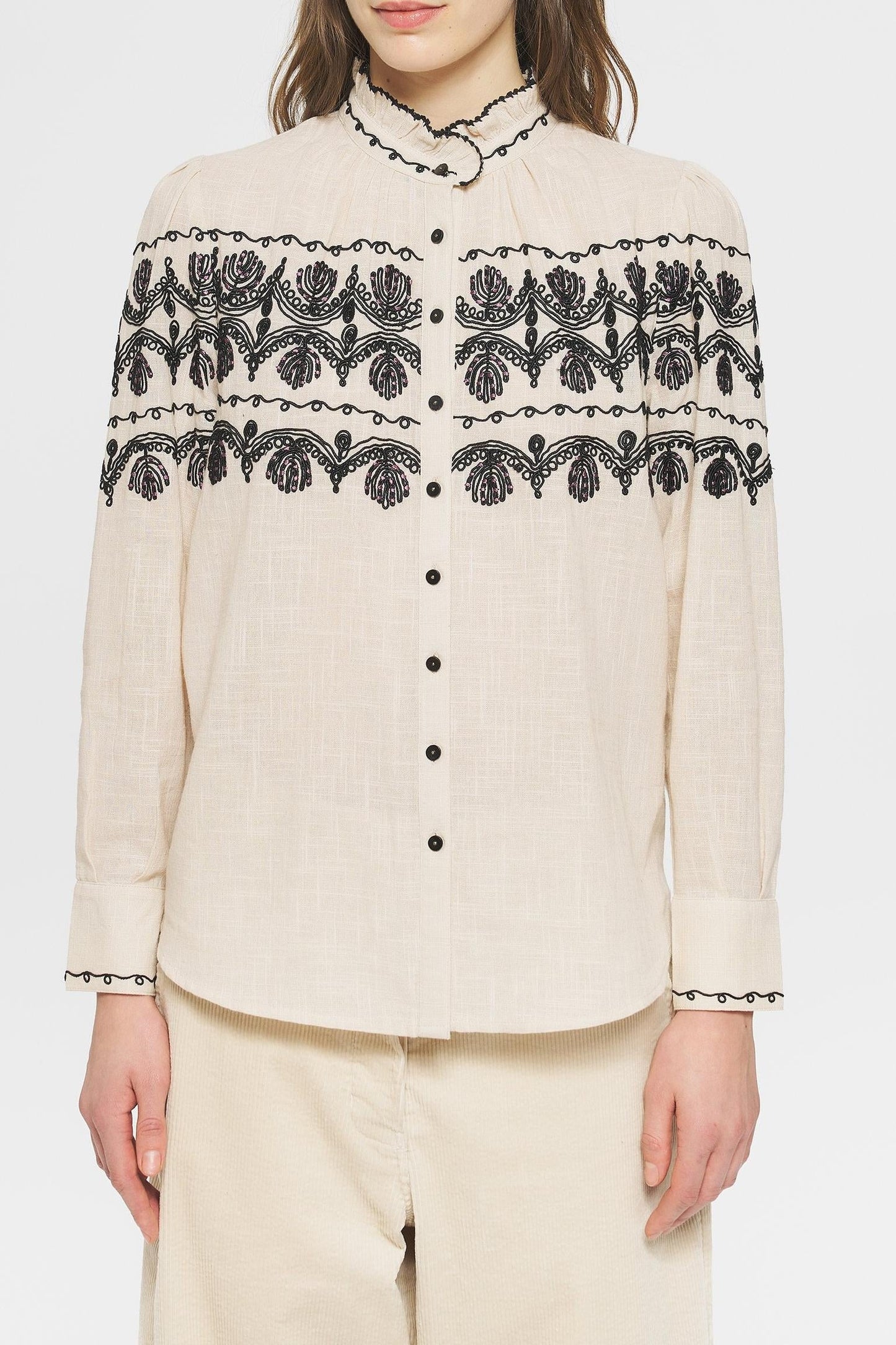 Nelly Embroidered blouse