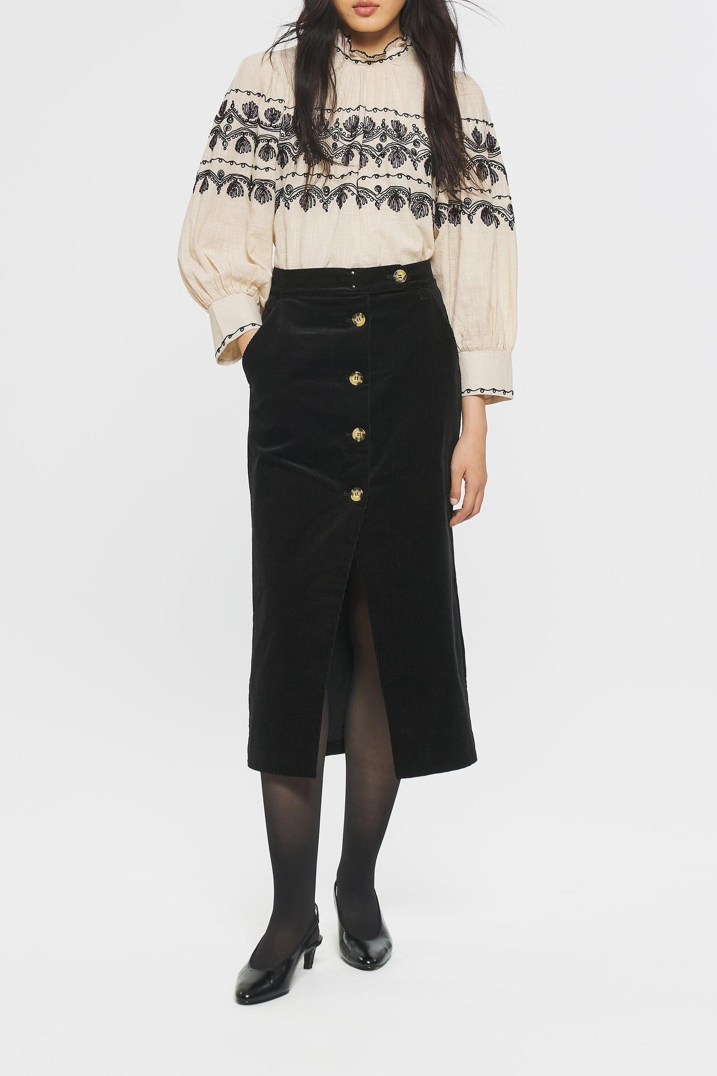 Nelly Embroidered blouse