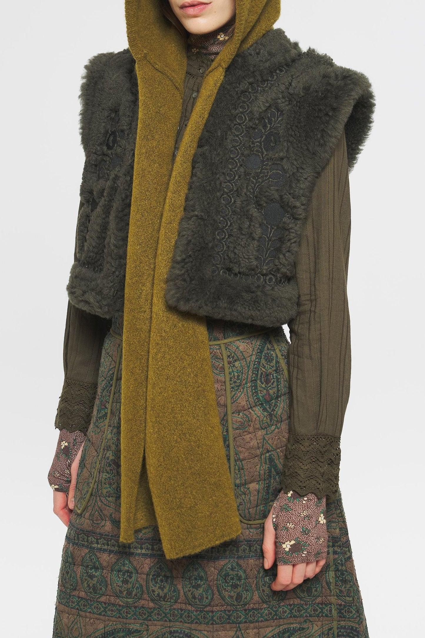 Michelle Hooded scarf