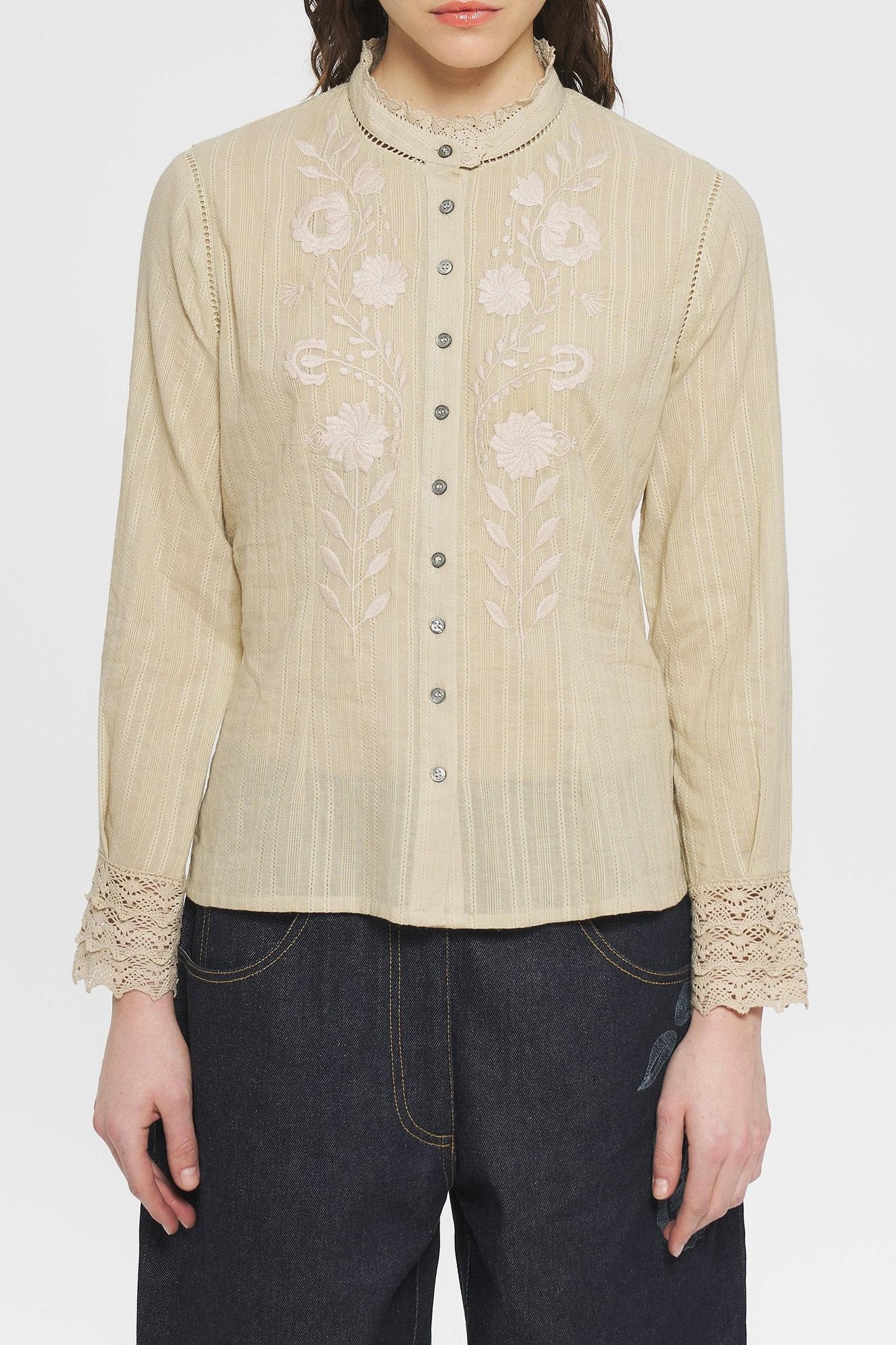 Kiss Embroidered blouse