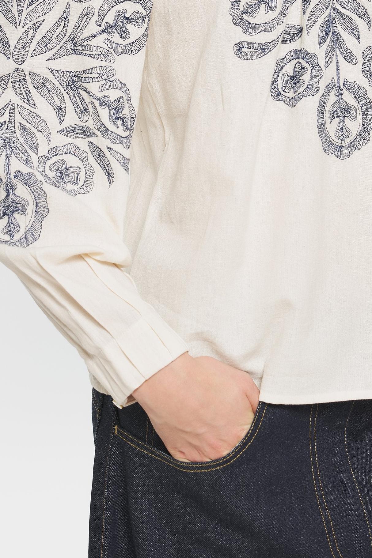 Eglantine Embroidered blouse