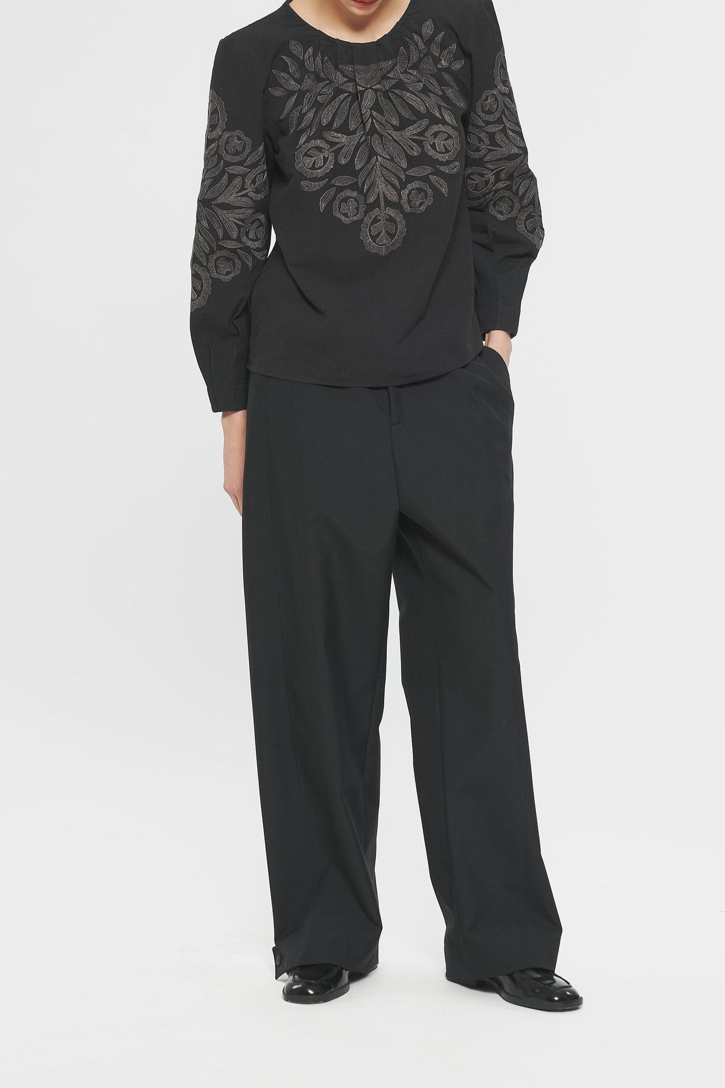 Eglantine Embroidered blouse