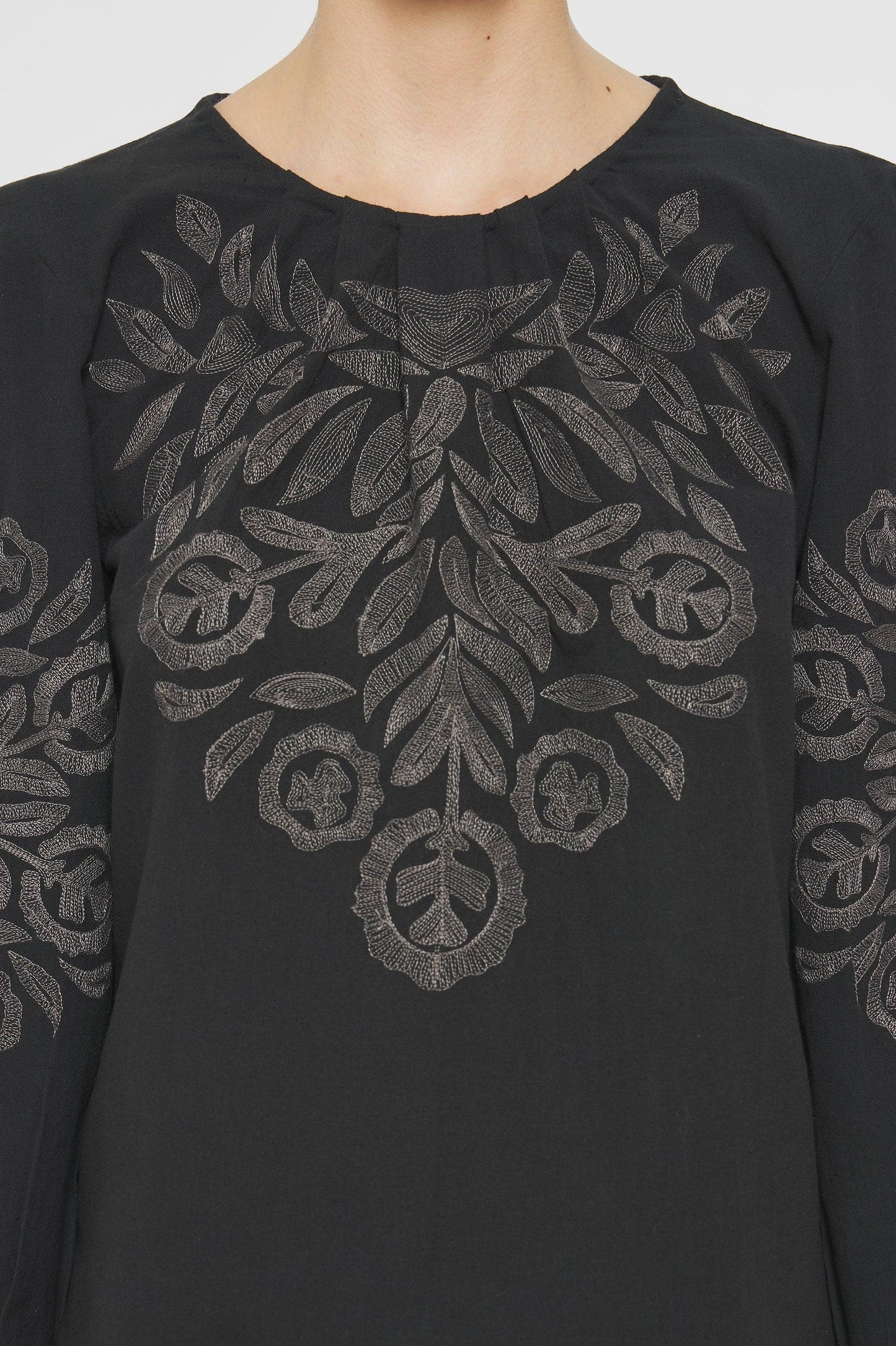 Eglantine Embroidered blouse