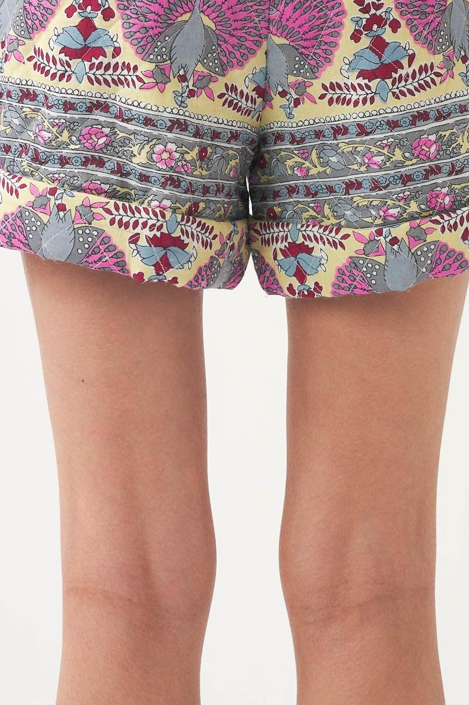 Shorts Tala