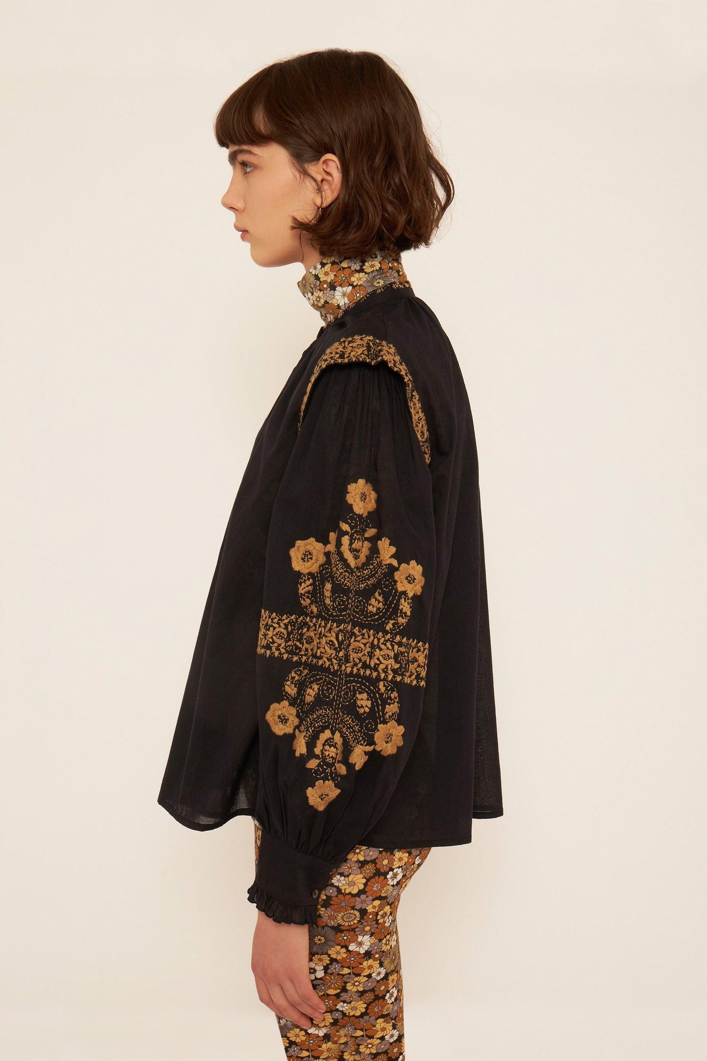 Alan embroidered blouse