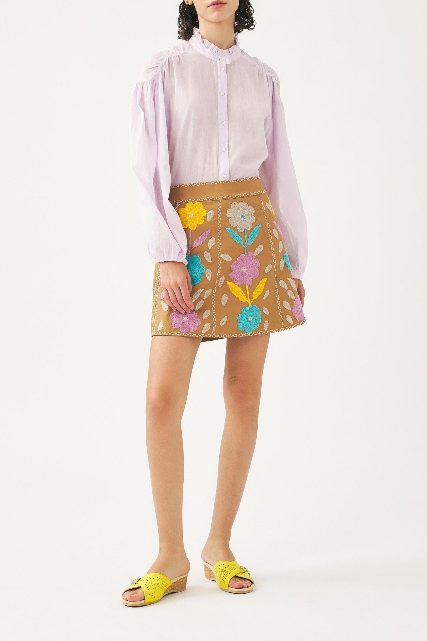 Embroidered miniskirt Tady