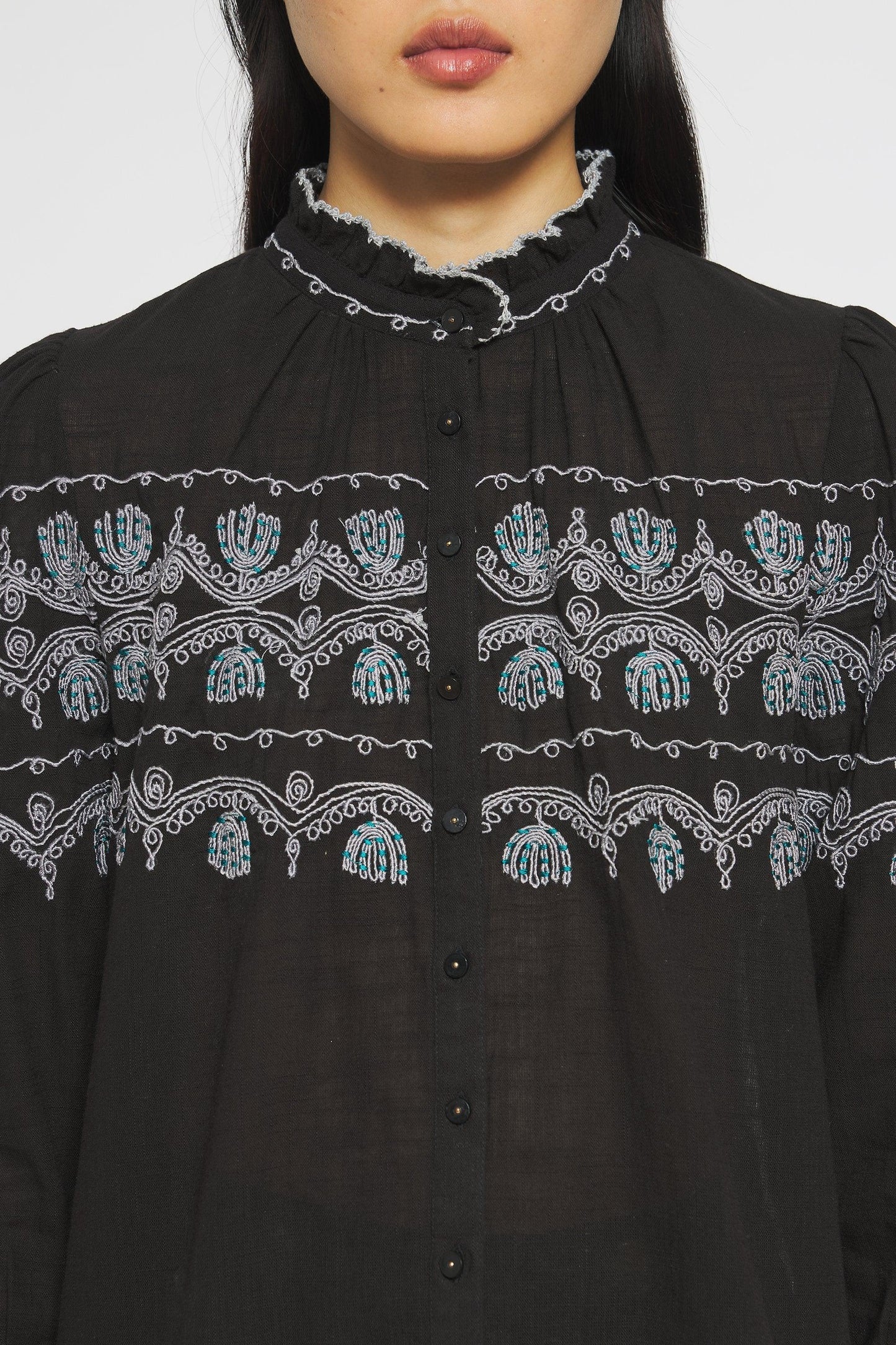 Nelly Embroidered blouse