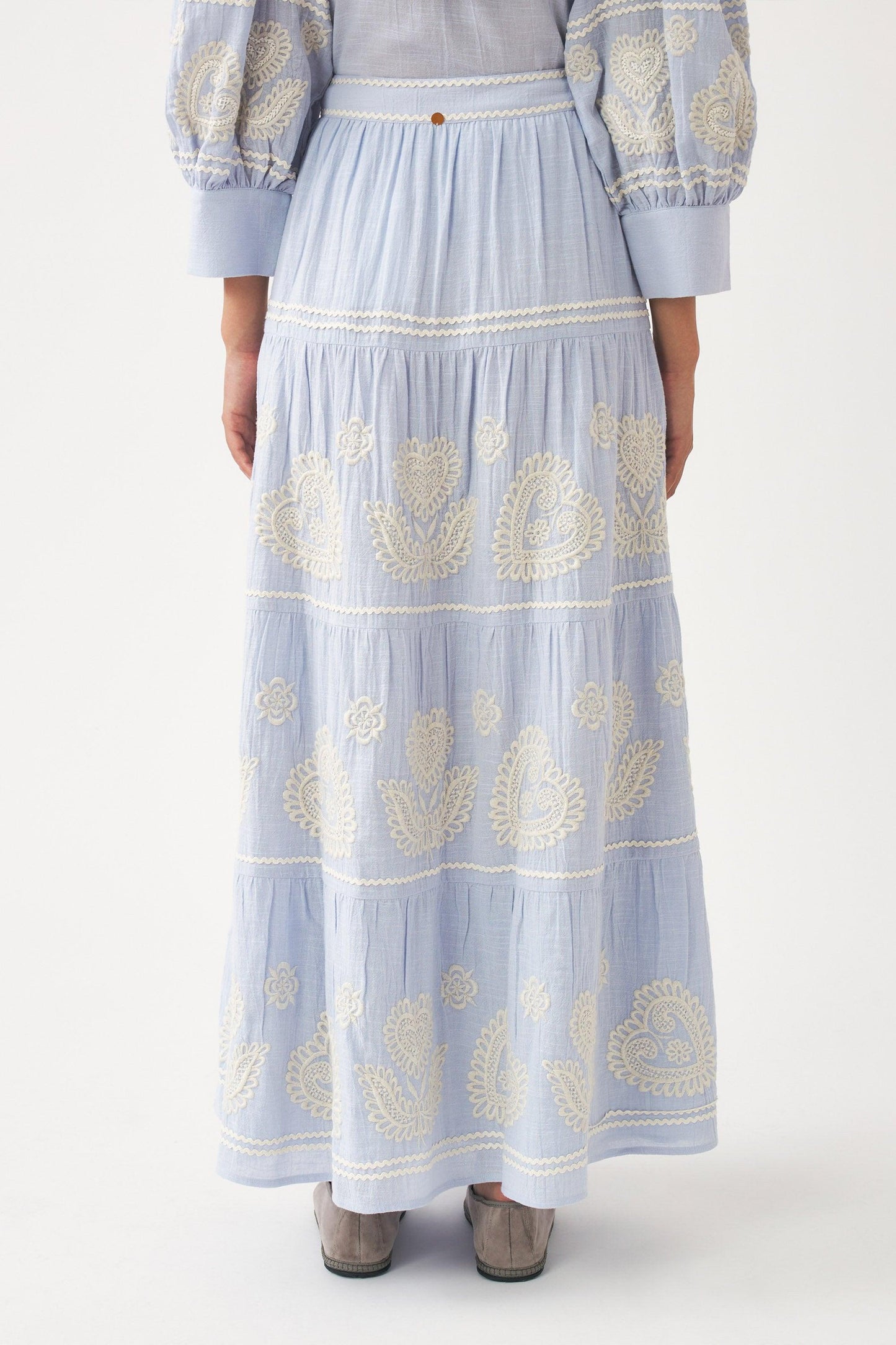 Skirt with Hungarian-inspired embroidery Rony