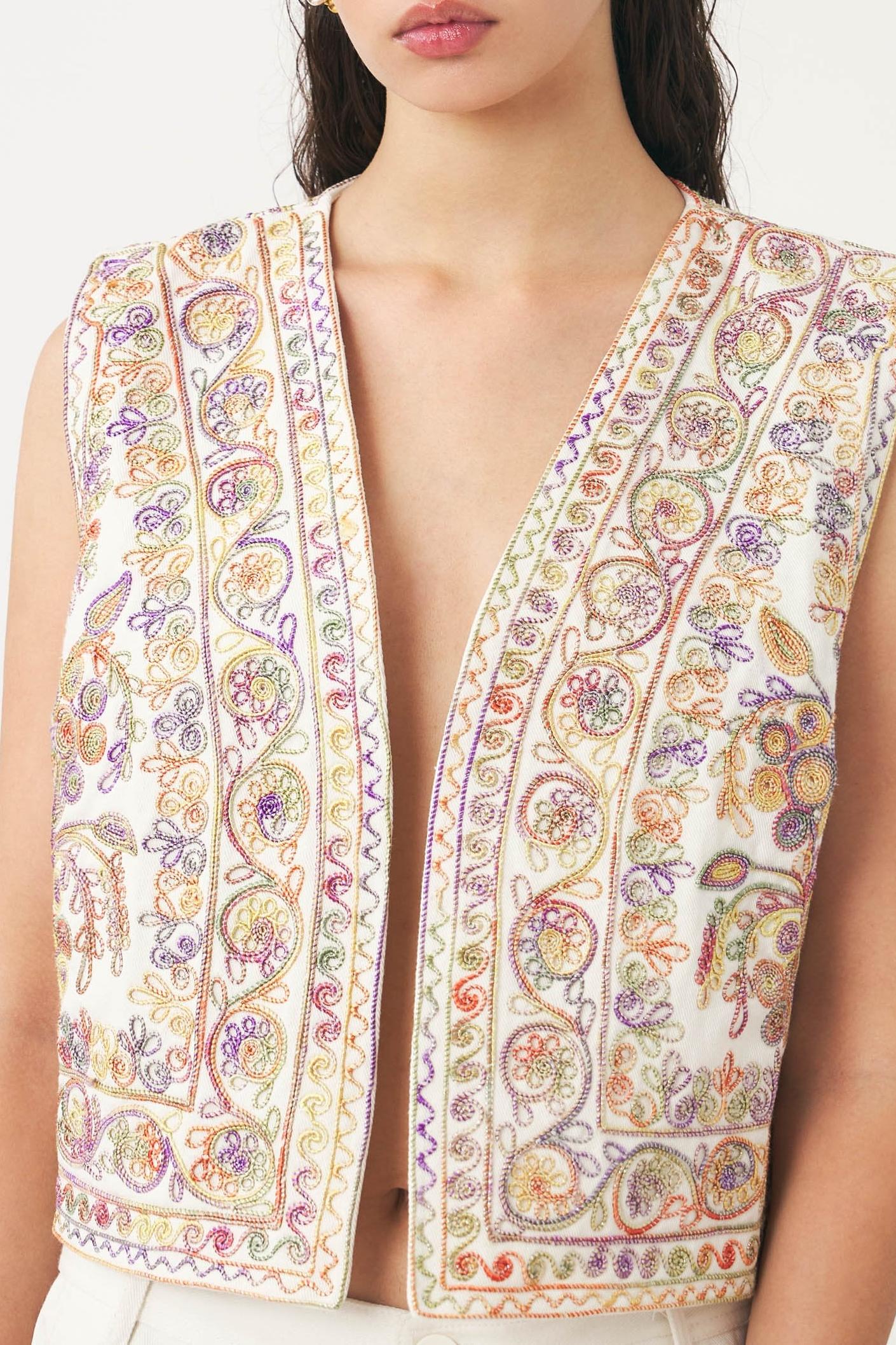 Hand-embroidered sleeveless gilet Neil