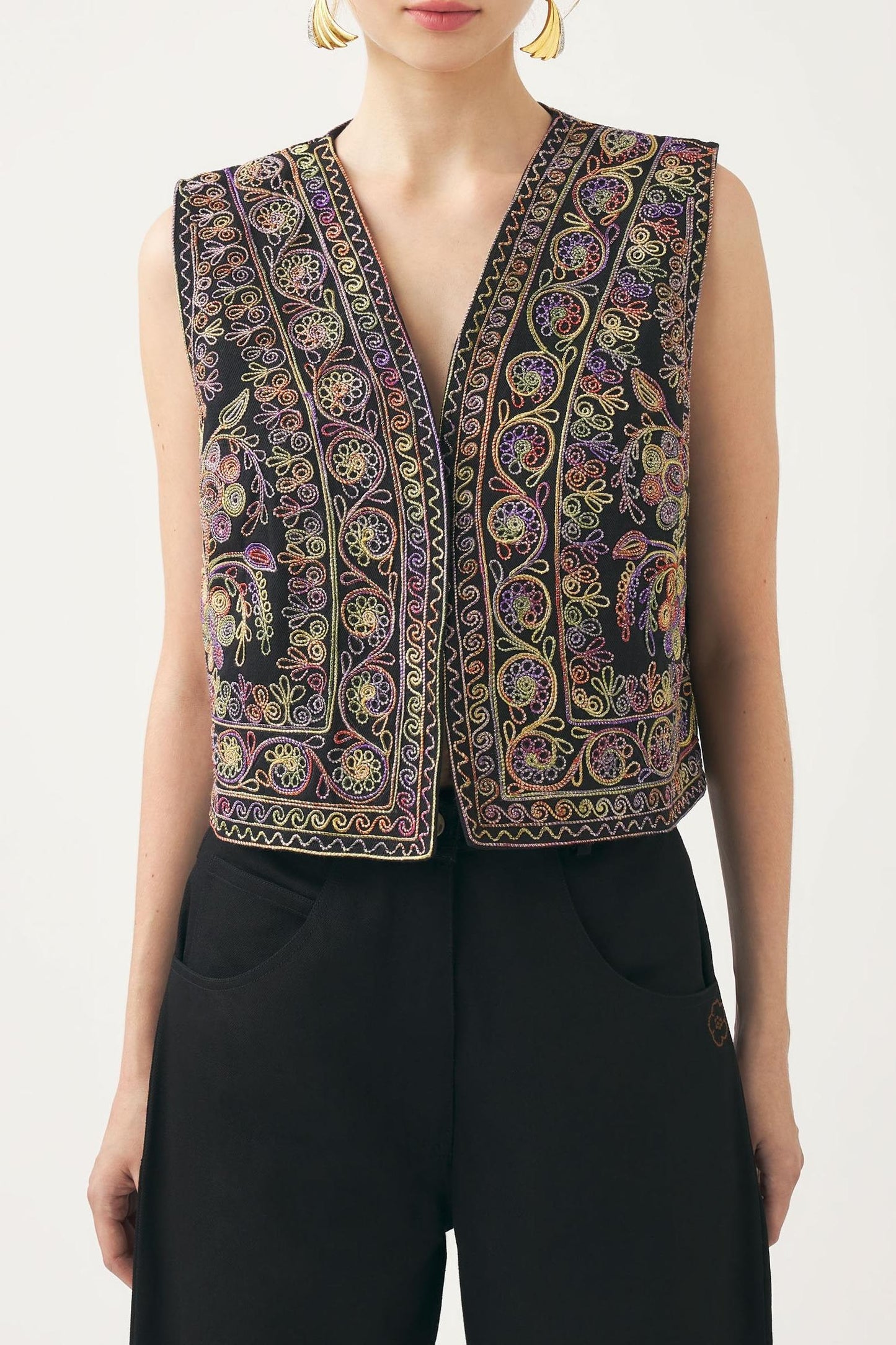 Hand-embroidered sleeveless gilet Neil