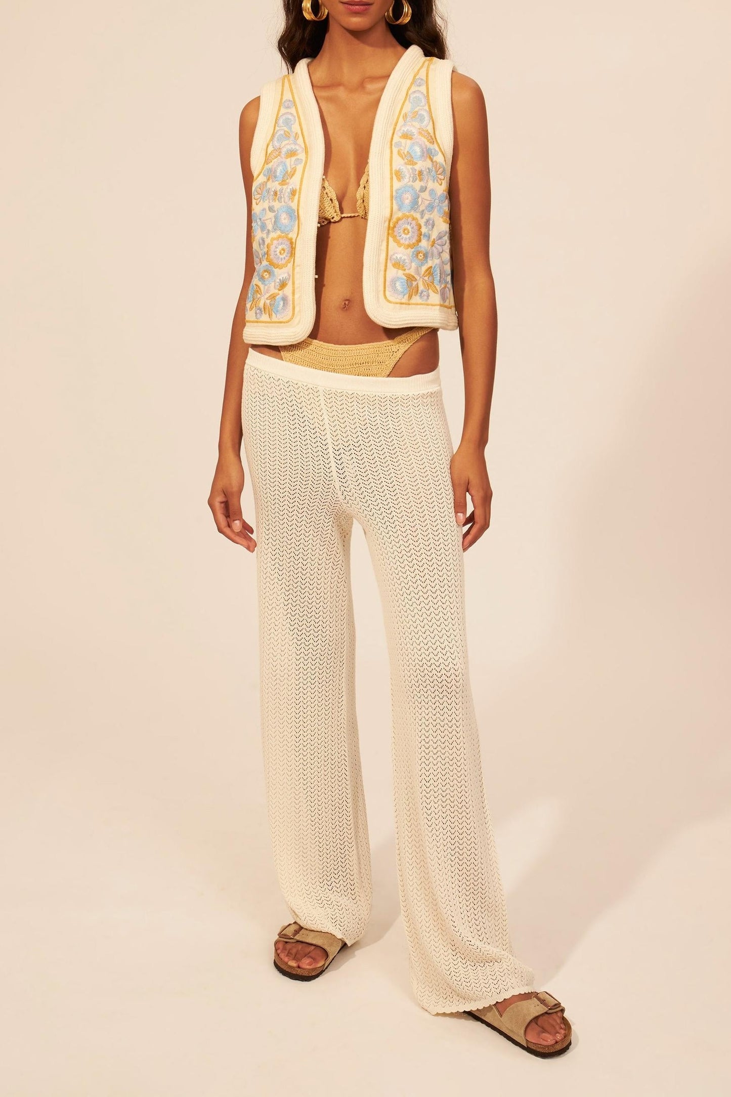 Handy embroidered vest