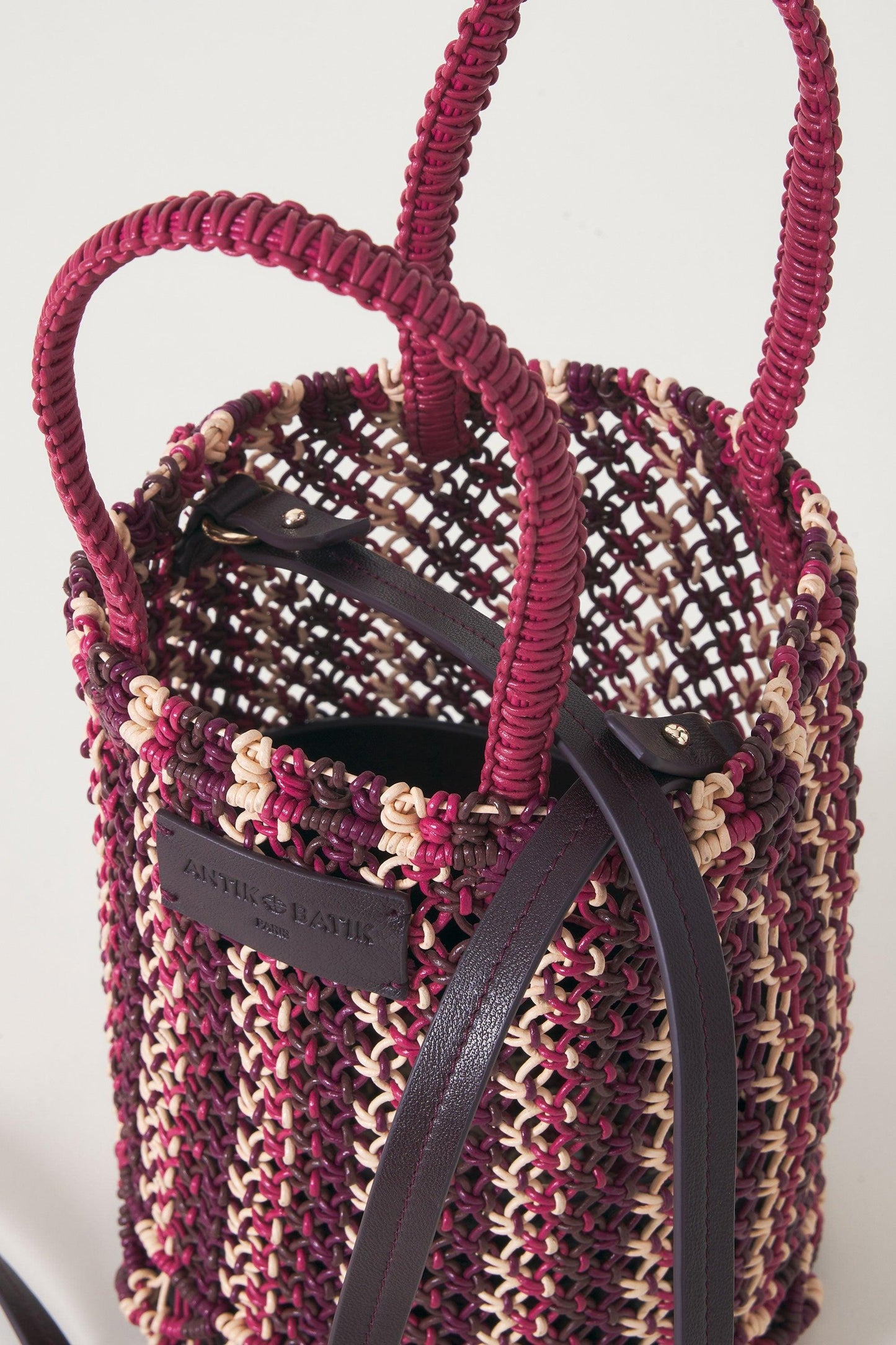 Small hand-braided leather bag Meryl