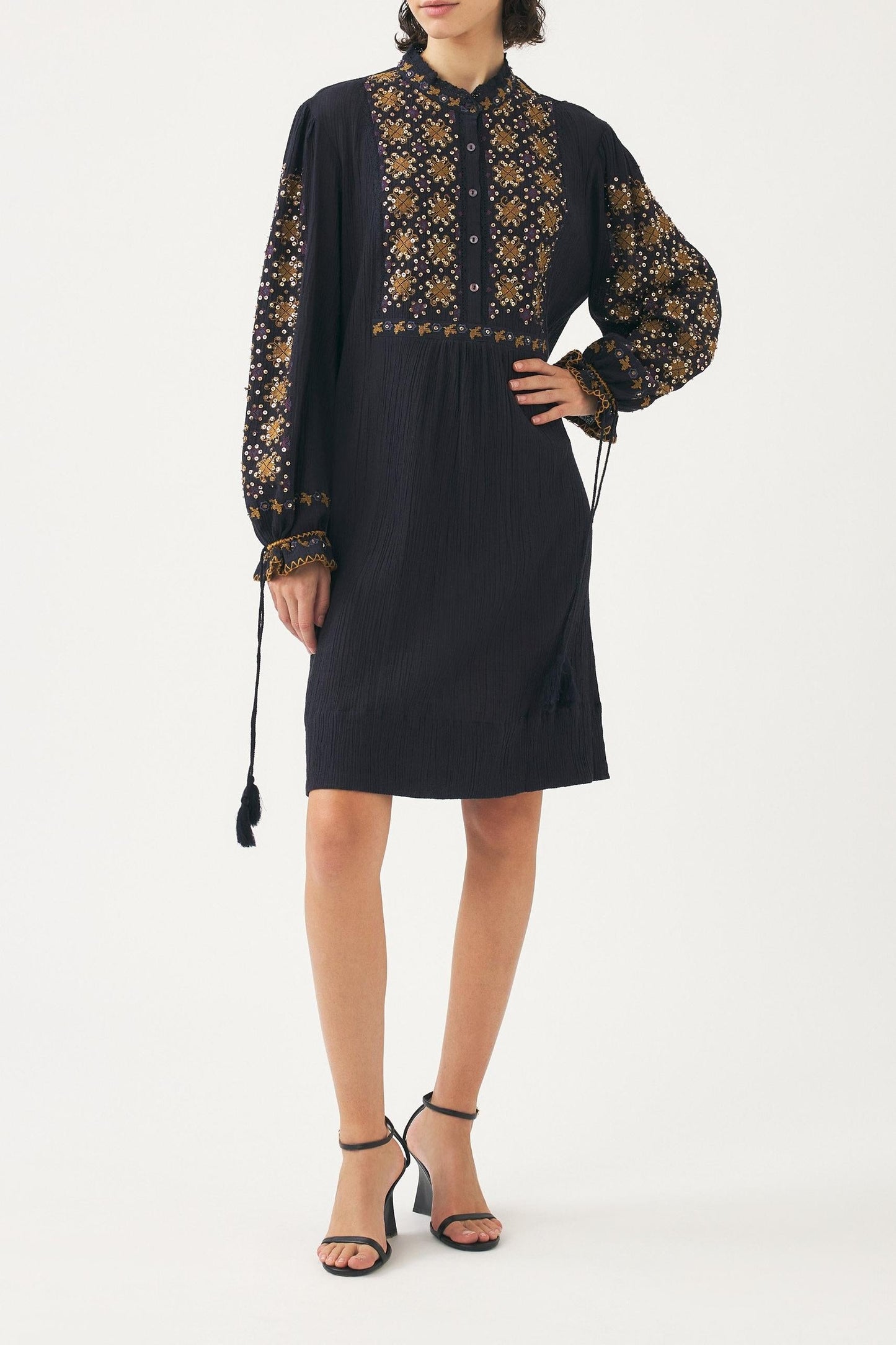 Mini dress hand-embroidered with pearls Jena
