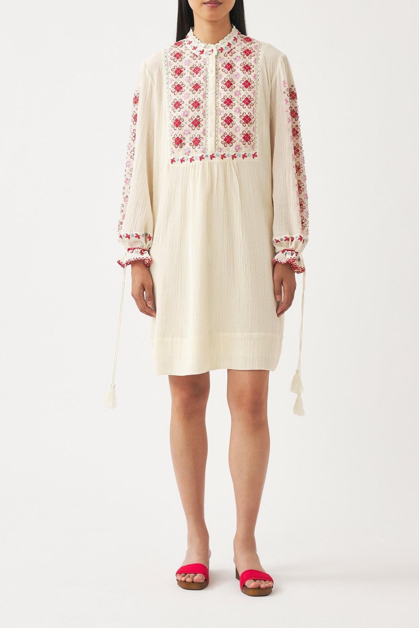 Mini dress hand-embroidered with pearls Jena