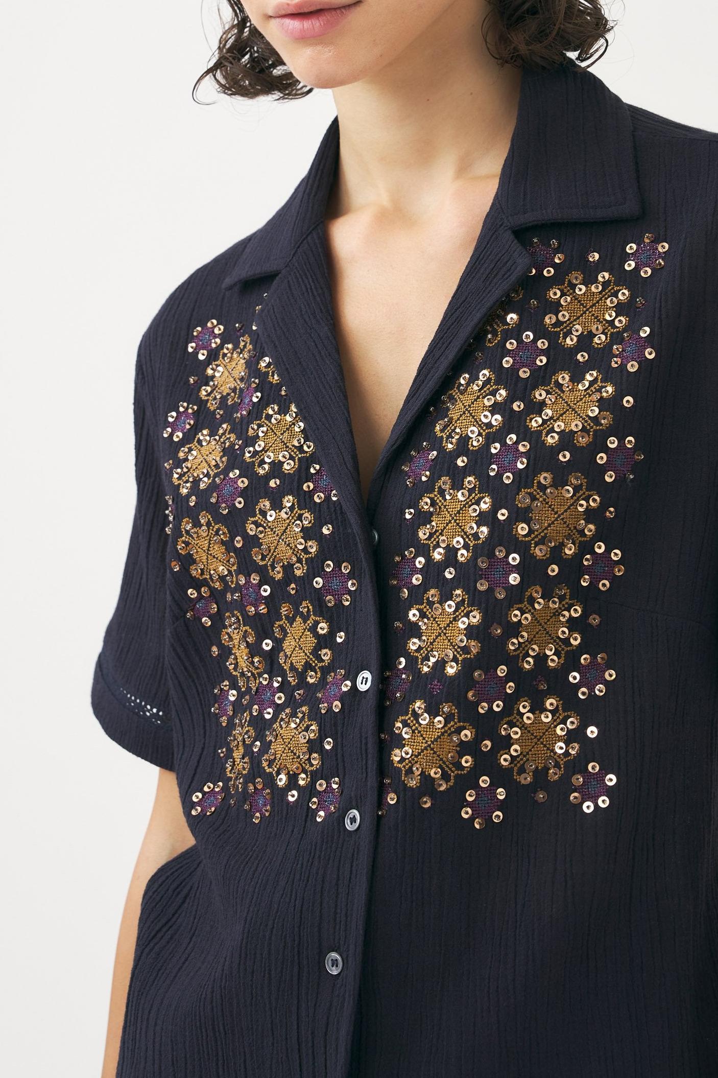 Blouse hand-embroidered with pearls Jena