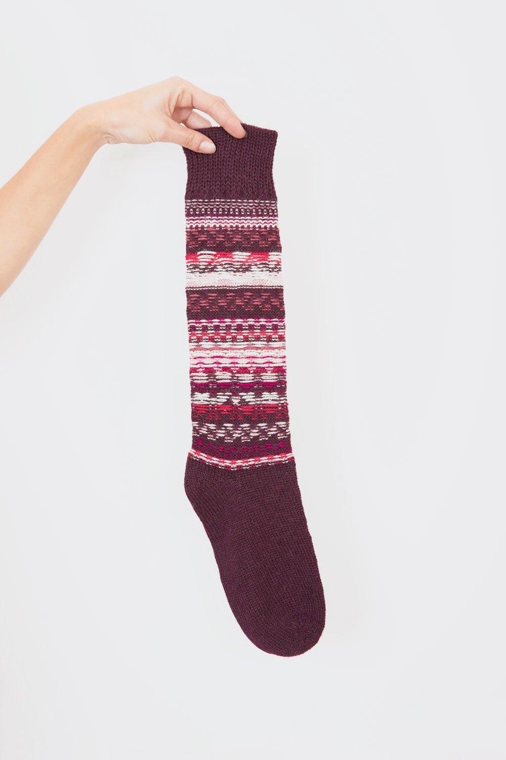 Peru long socks - Berry