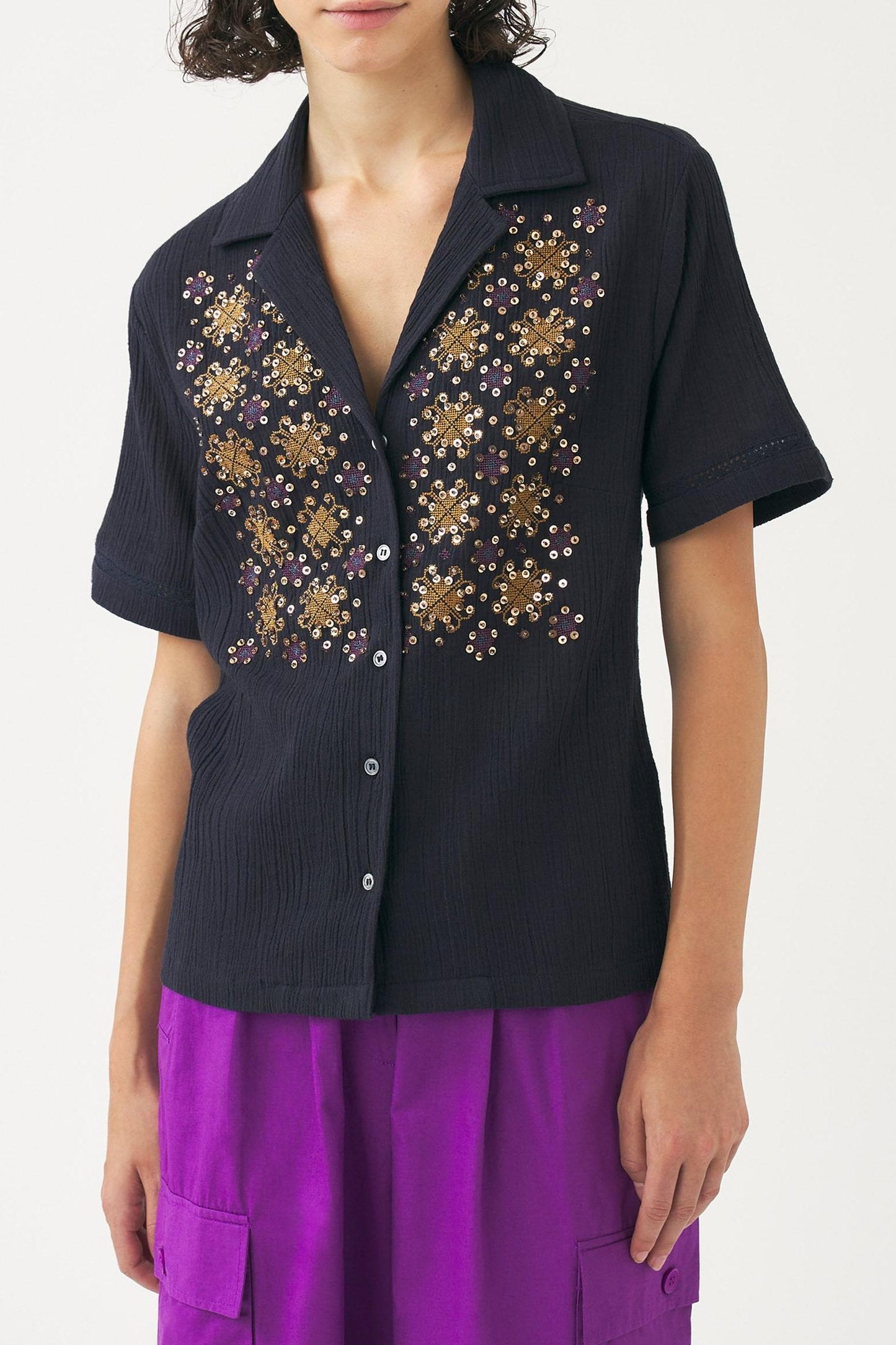 Blouse hand-embroidered with pearls Jena