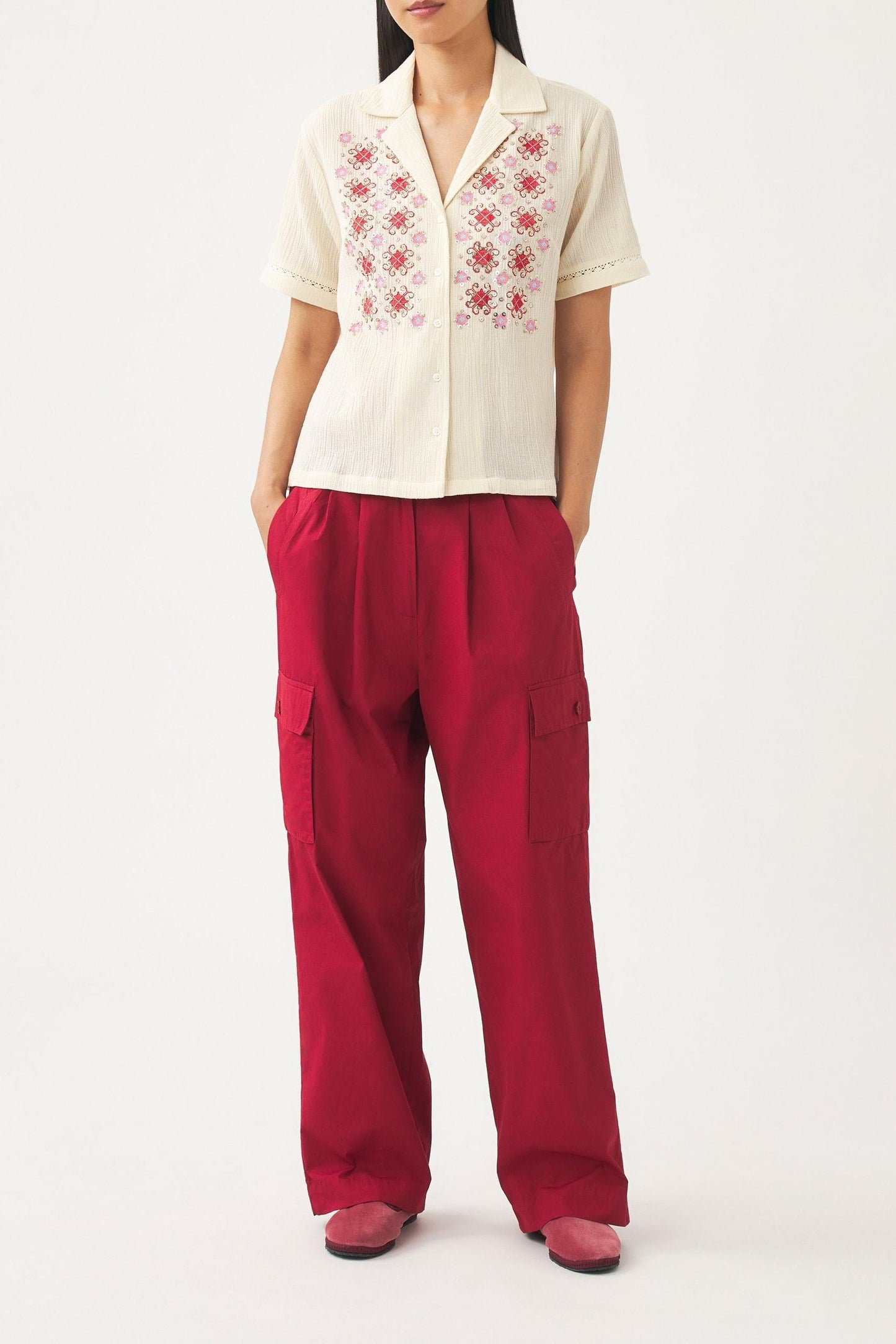 Blouse hand-embroidered with pearls Jena