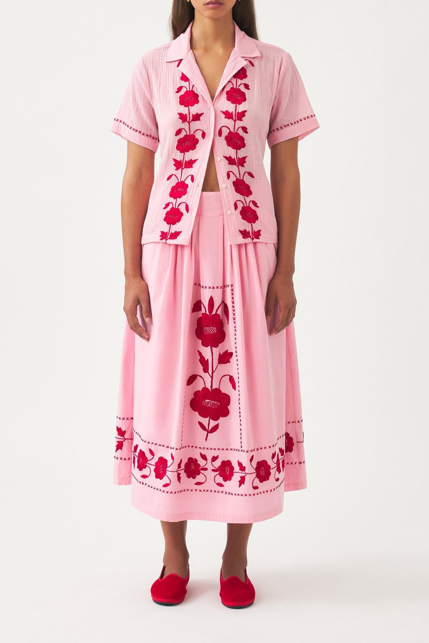 Skirt with hand-embroidered silk details Ila