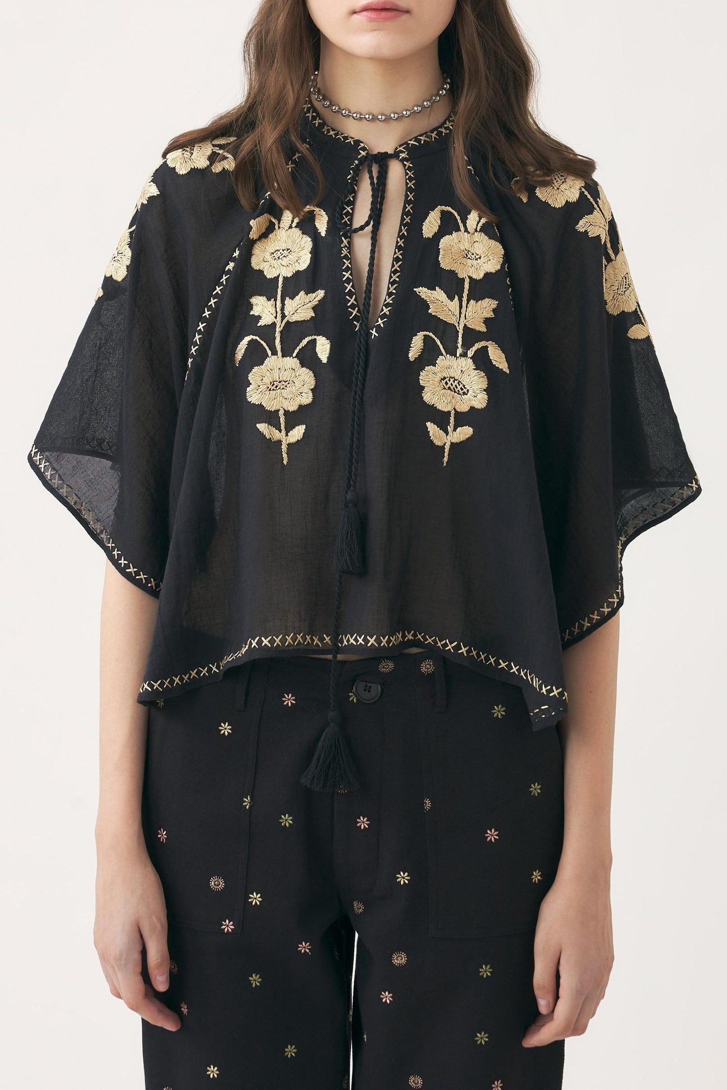 Mini kaftan hand-embroidered with silk Ila