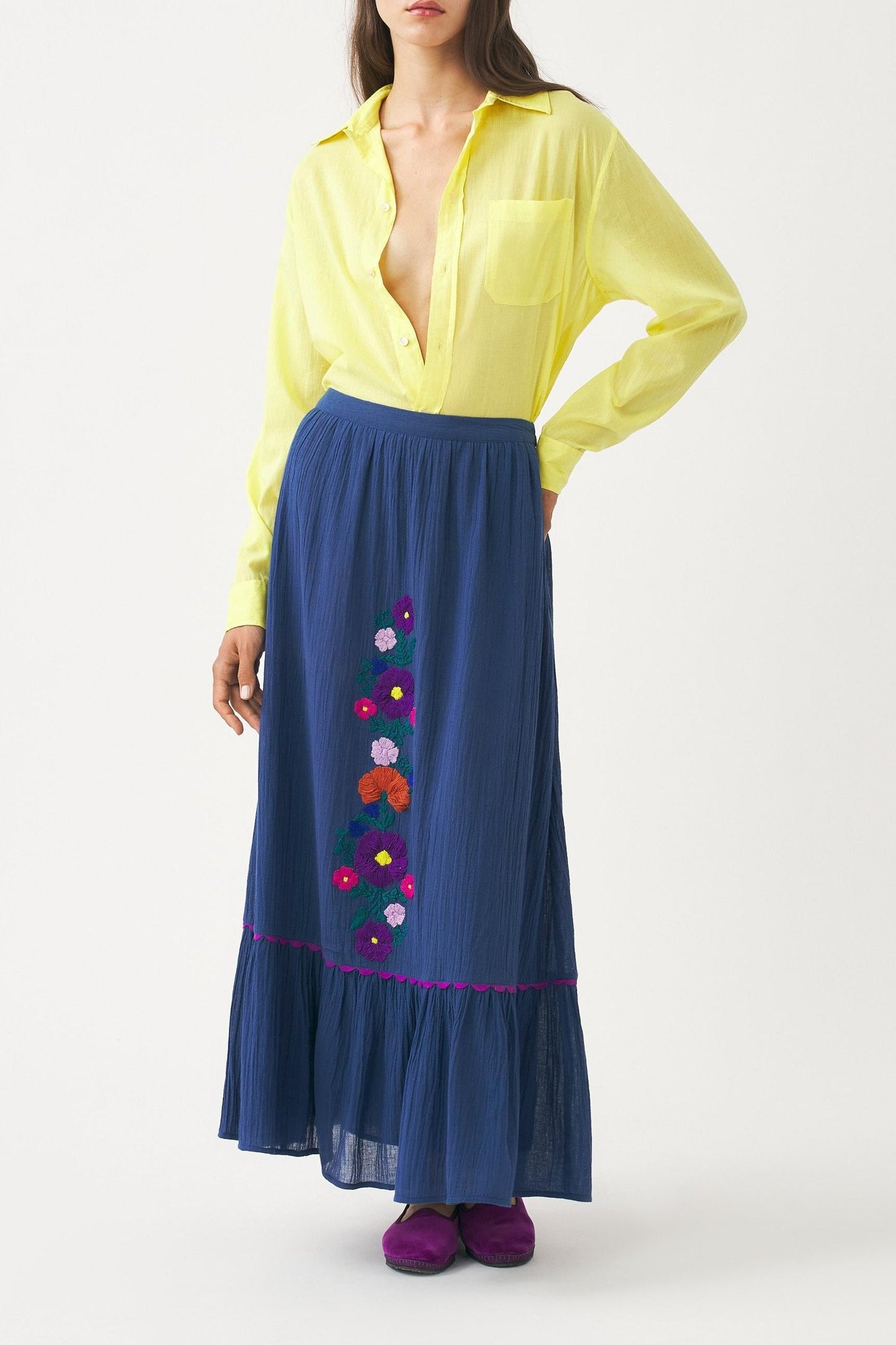Hand-embroidered skirt Clotilda